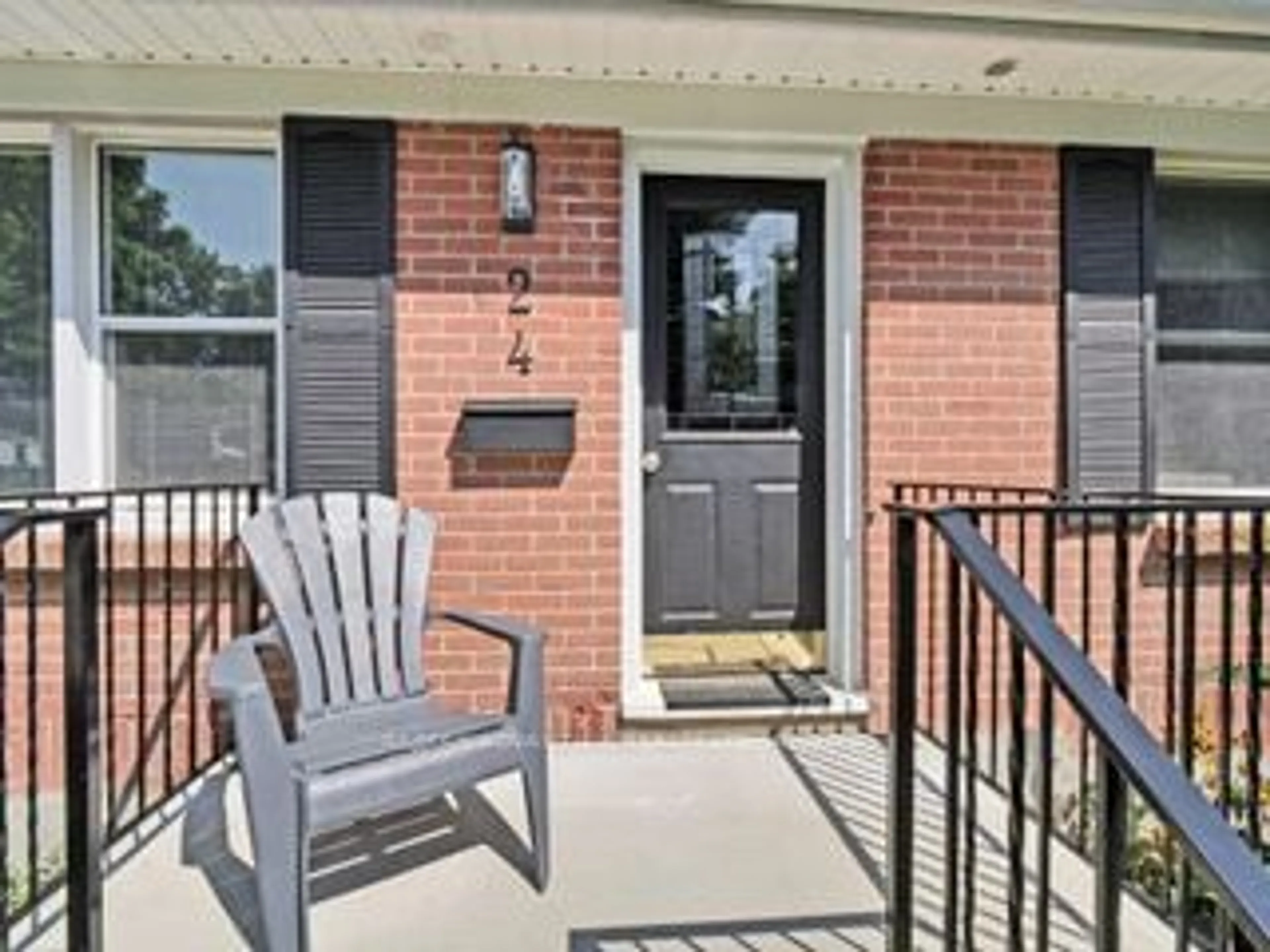 Indoor entryway, cement floor for 24 Graham Cres, London Ontario N5W 4L8