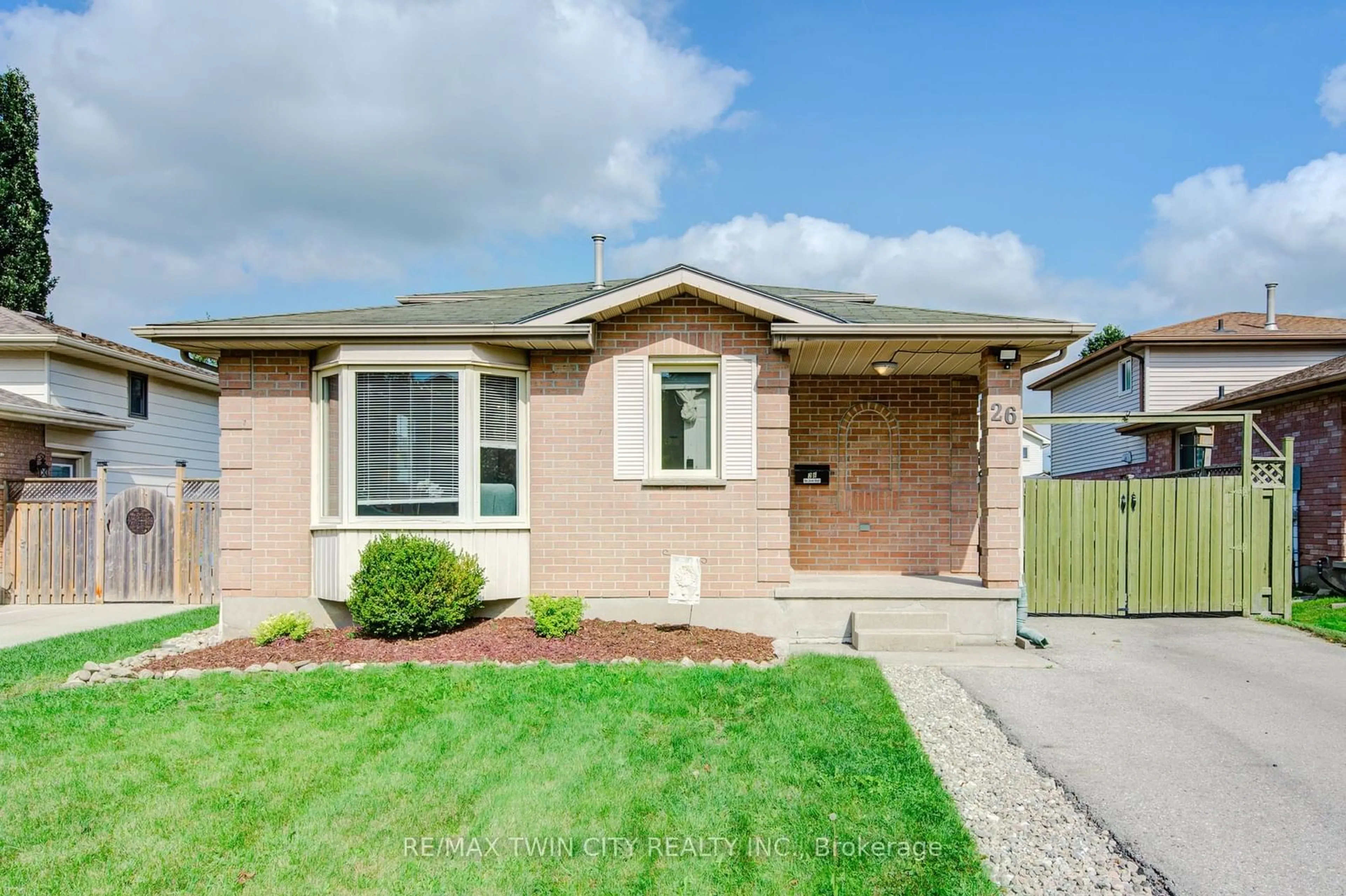 Home with brick exterior material for 26 Bourbon Lane, London Ontario N5V 4B3