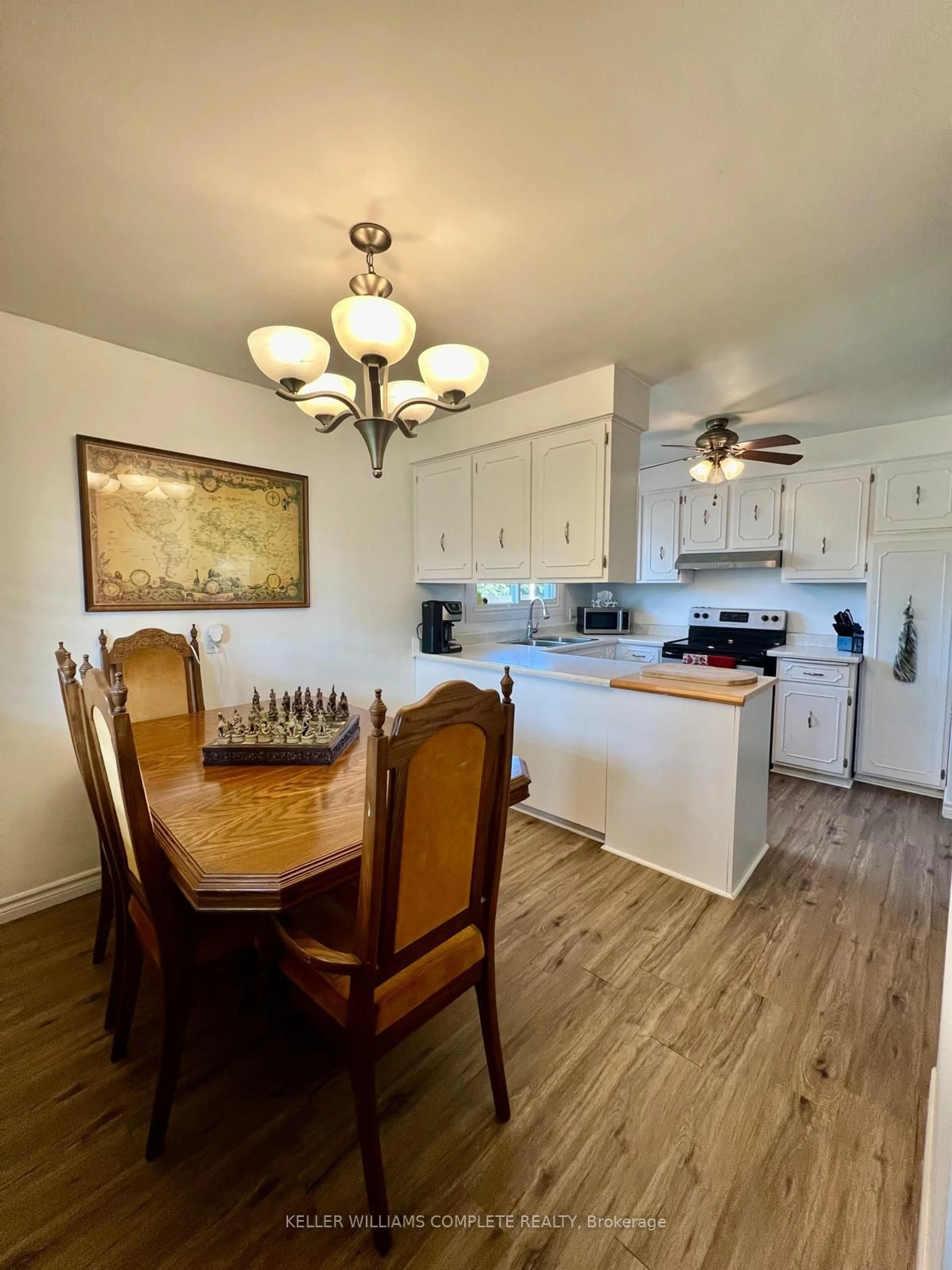 Dining room for 106 Dunsdon St, Brantford Ontario N3R 3J5