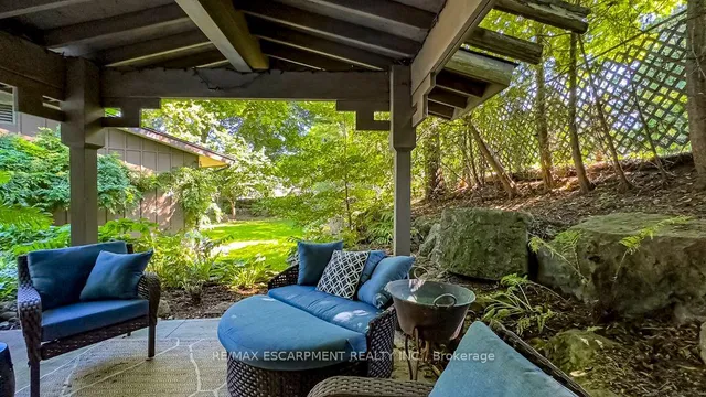 Additional property image - 858 Montgomery Dr