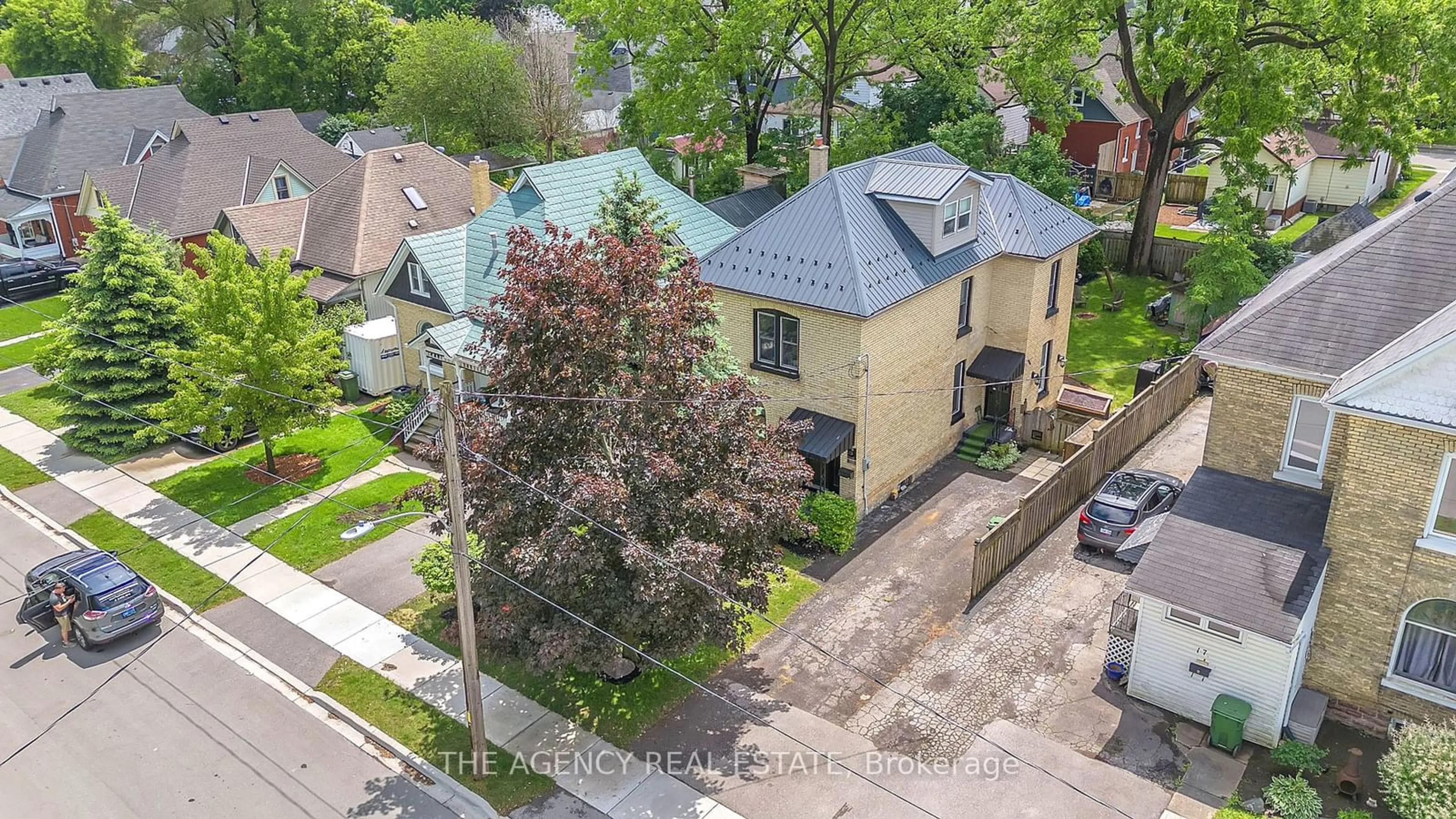 Frontside or backside of a home, the street view for 25 Locust St, St. Thomas Ontario N5R 2C2