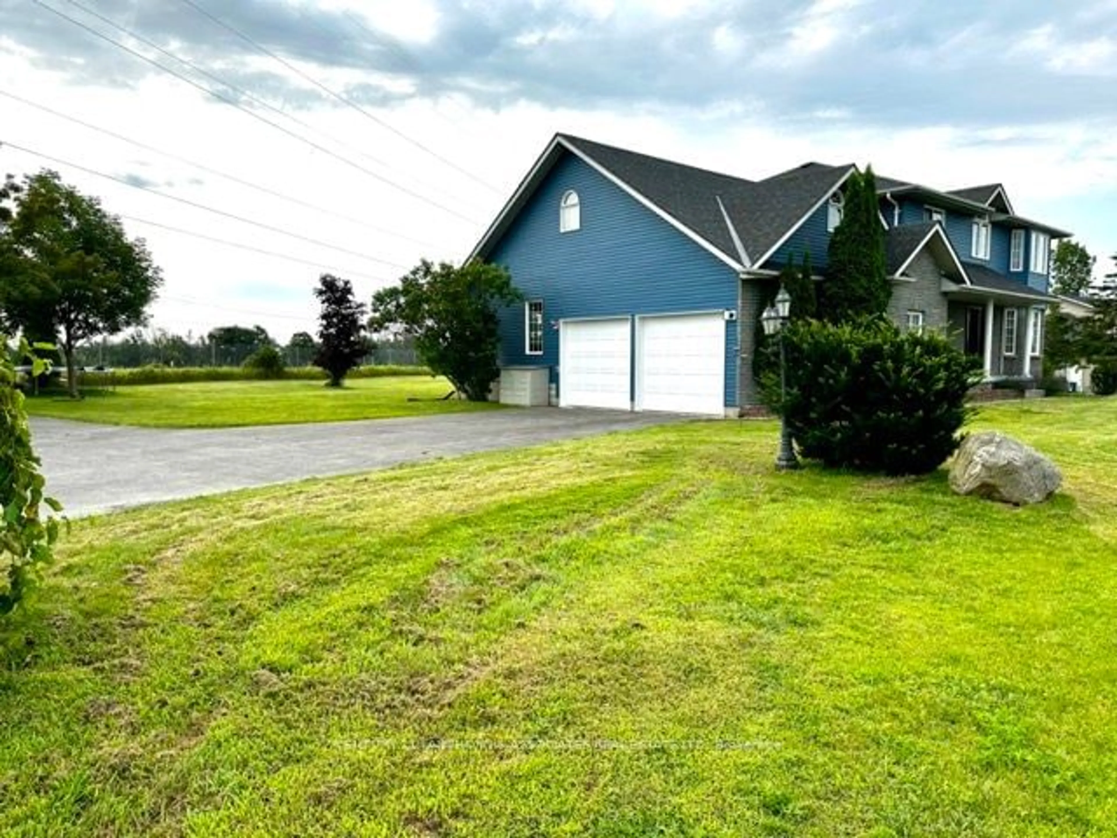 Frontside or backside of a home, the street view for 41 Wiser Rd, Belleville Ontario K0K 1V0