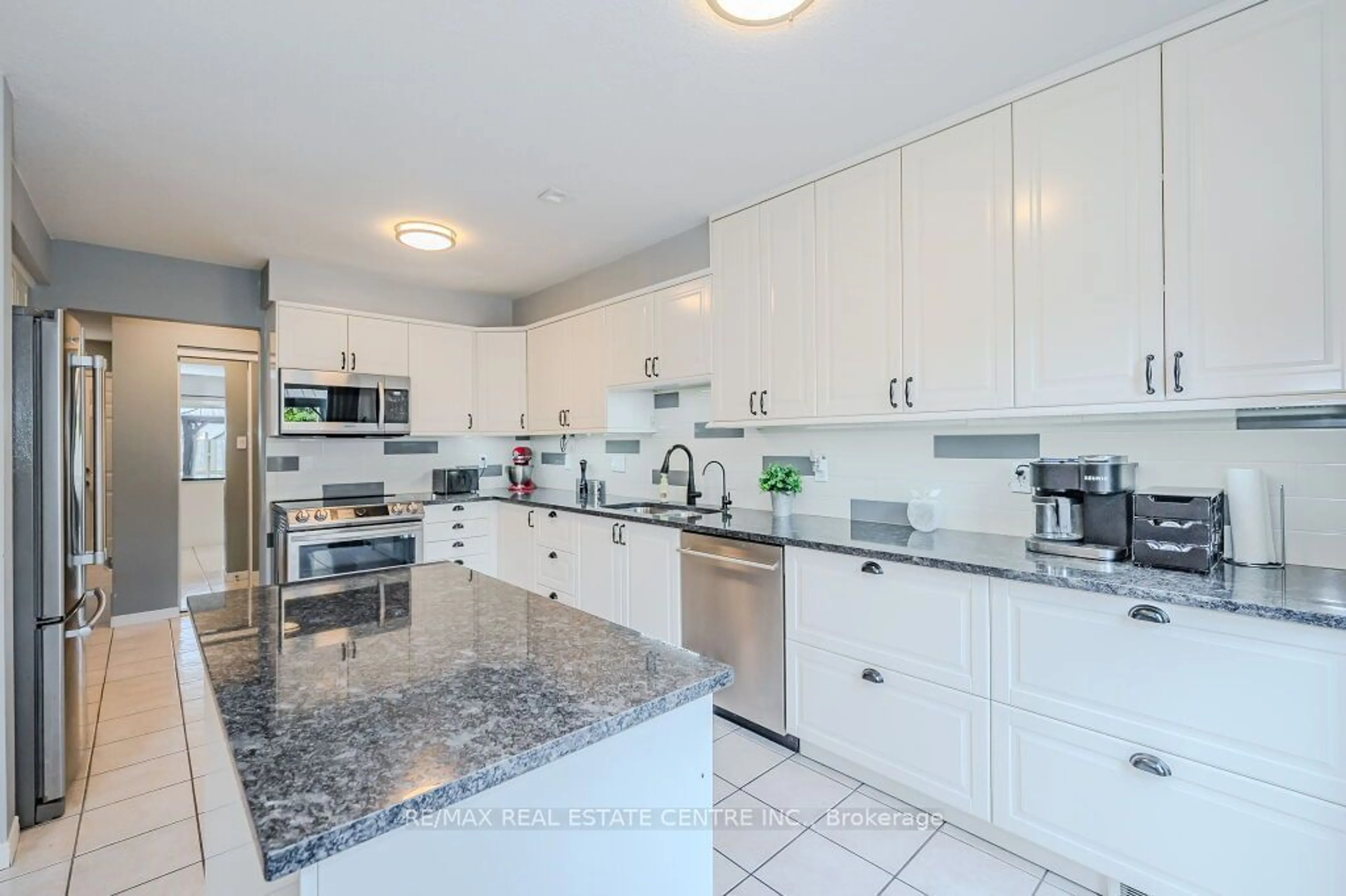 Kitchen for 47 Hagan Ave, Guelph Ontario N1E 7B7