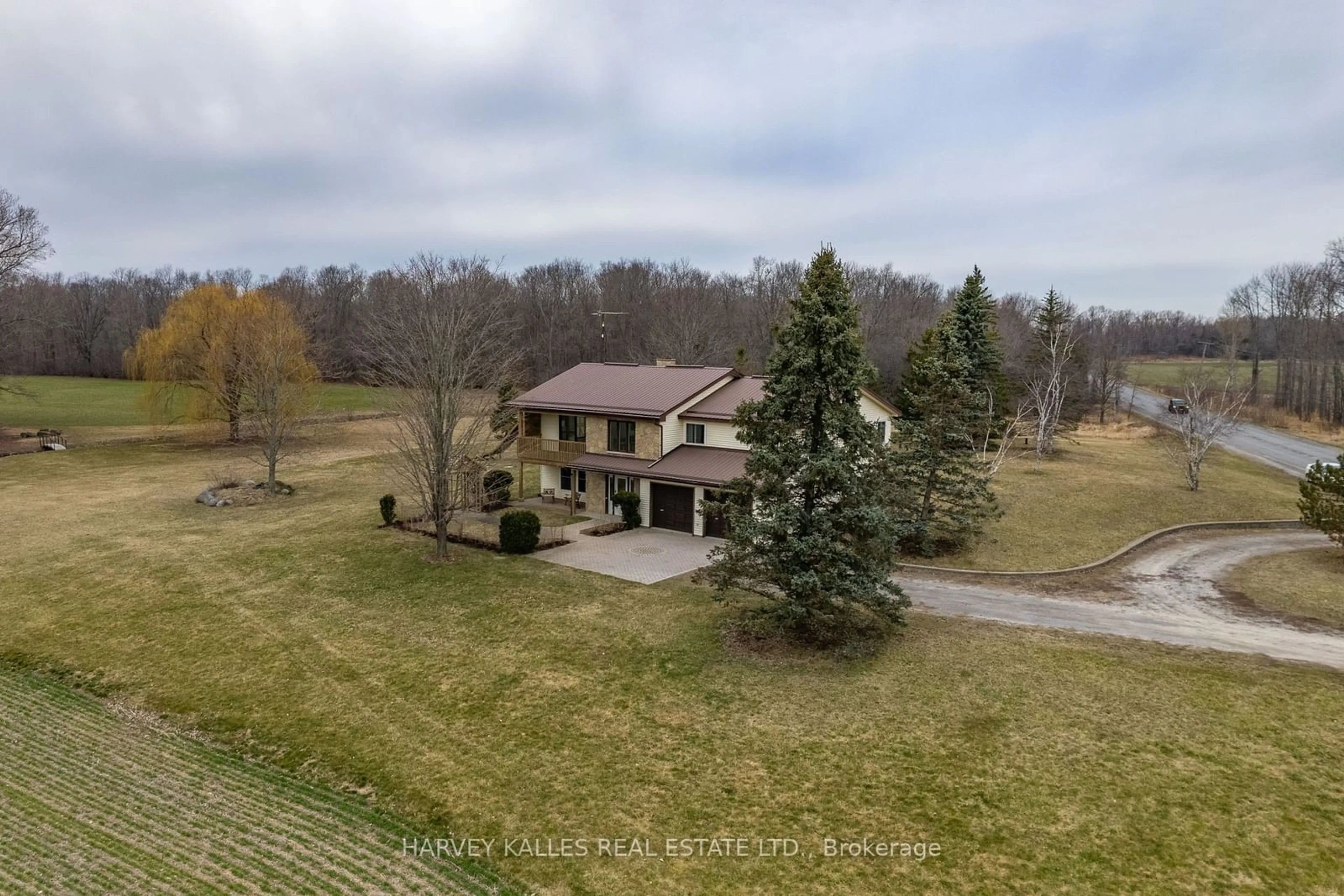 Frontside or backside of a home for 1015 County Road 2, Prince Edward County Ontario K0K 2J0