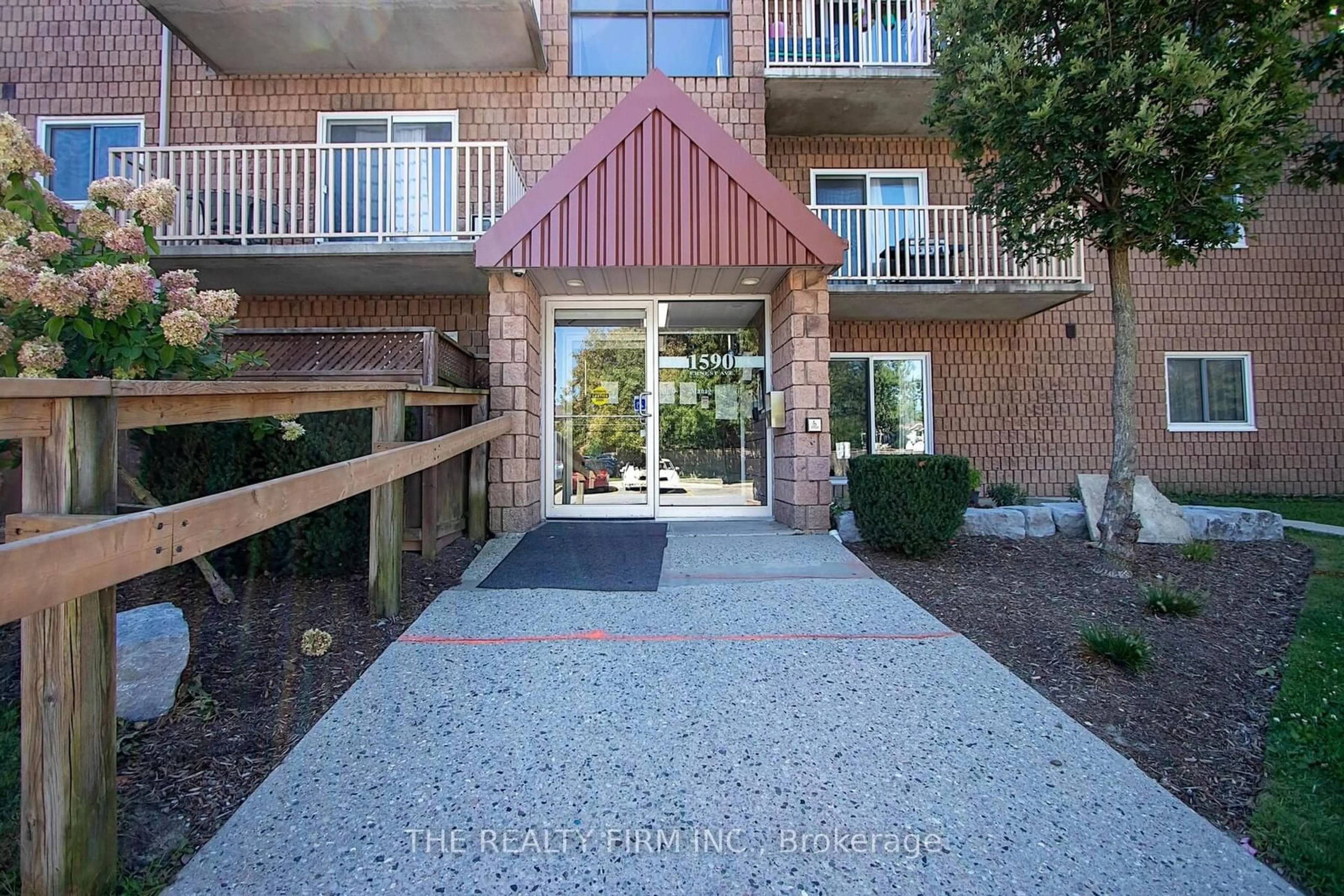 A pic from exterior of the house or condo for 1590 Ernest Ave #107, London Ontario N6E 2V4