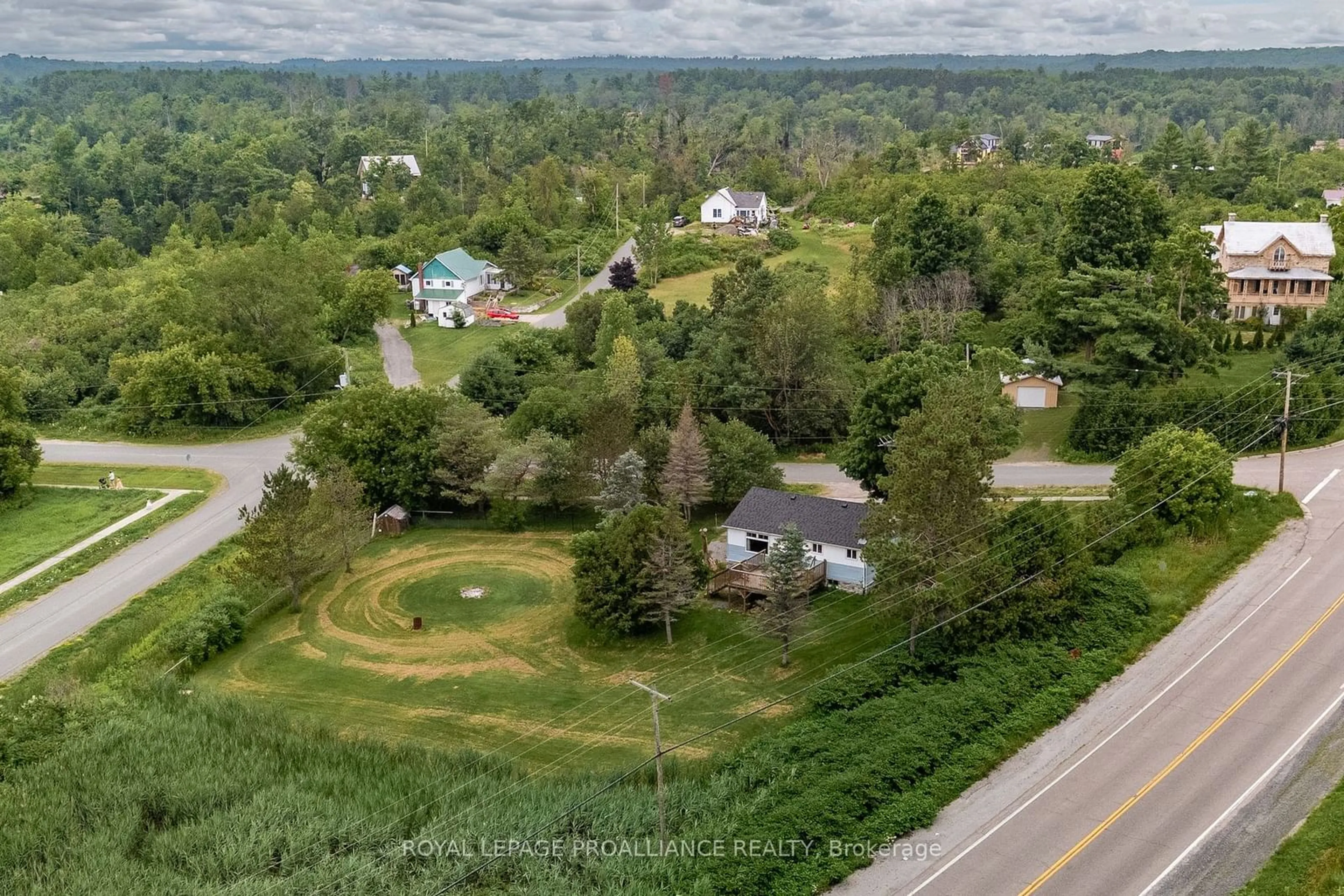 A pic from exterior of the house or condo, cottage for 96 Hungerford St, Tweed Ontario K0K 3J0