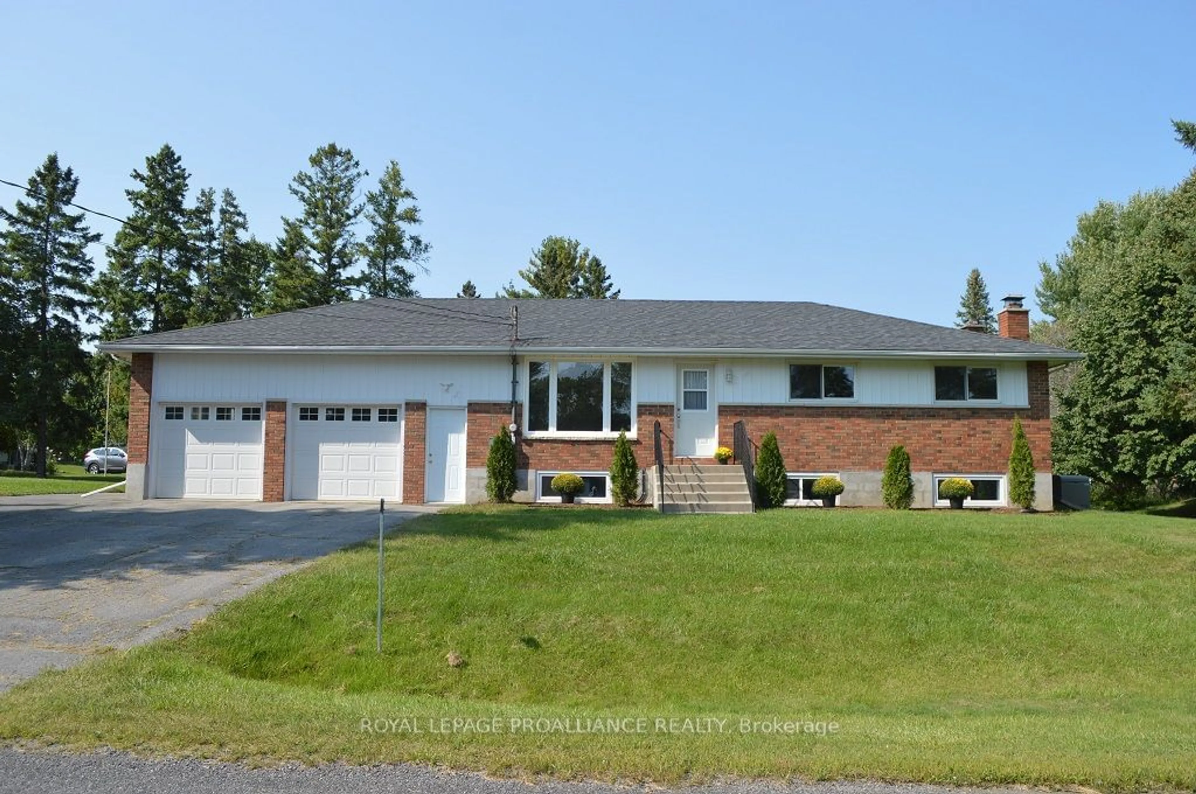 Frontside or backside of a home, cottage for 5 Lakeview Lane, Quinte West Ontario K8R 1G2