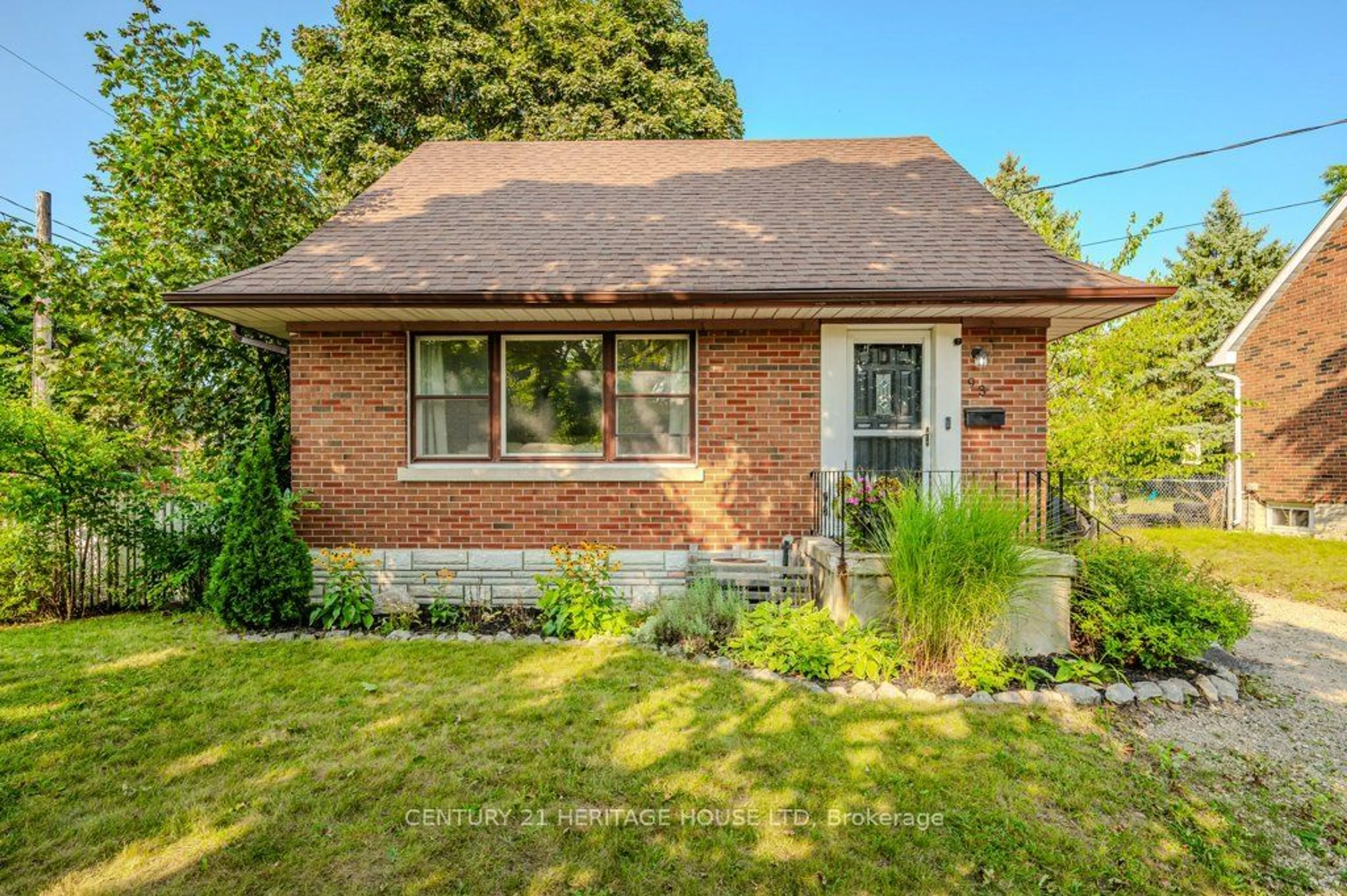 Home with brick exterior material for 93 William St, Guelph Ontario N1E 5G1