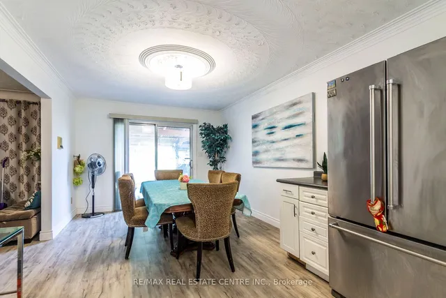 Additional property image - 404 Queenston Rd