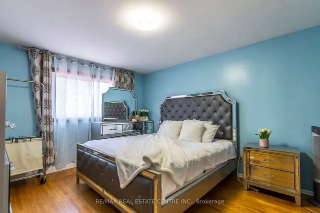 Additional property image - 404 Queenston Rd