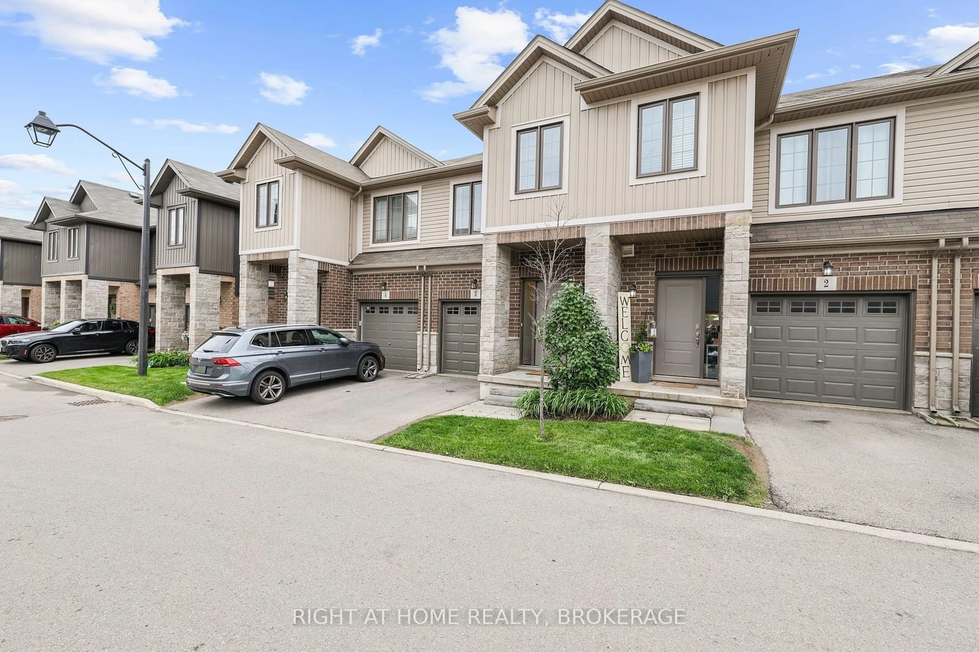 A pic from exterior of the house or condo, the street view for 377 Glancaster Rd #3, Hamilton Ontario L9G 0G4