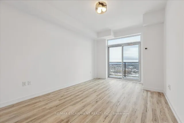 Additional property image - 450 Dundas St Unit 1001