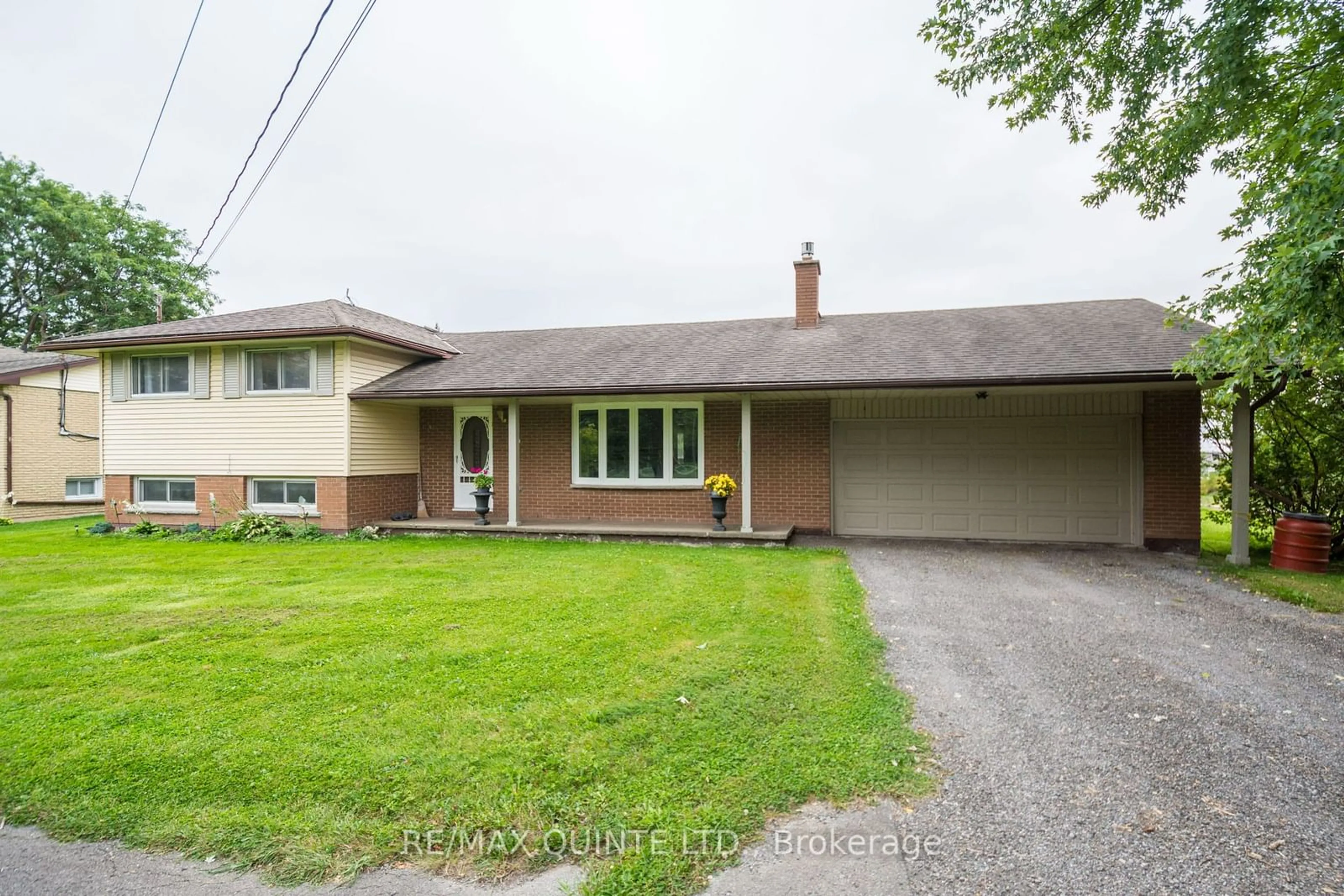 Frontside or backside of a home for 314 Massassauga Rd, Prince Edward County Ontario K8N 4Z7