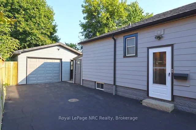 Additional property image - 873 Upper Wellington St
