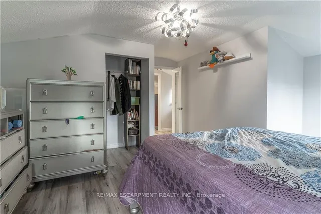 Additional property image - 15 Agnes St