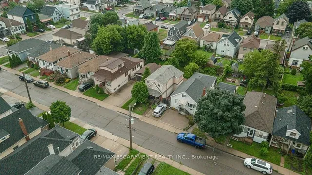 Additional property image - 15 Agnes St