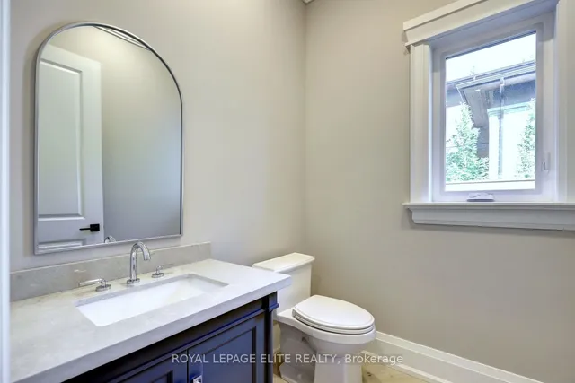 Additional property image - 290 Southcote Rd