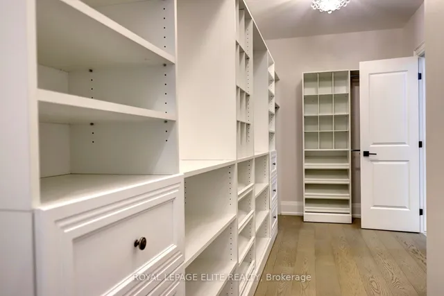 Additional property image - 290 Southcote Rd