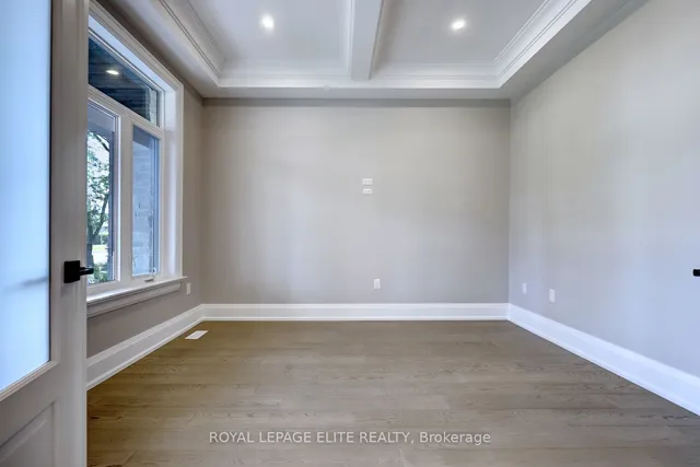 Additional property image - 290 Southcote Rd