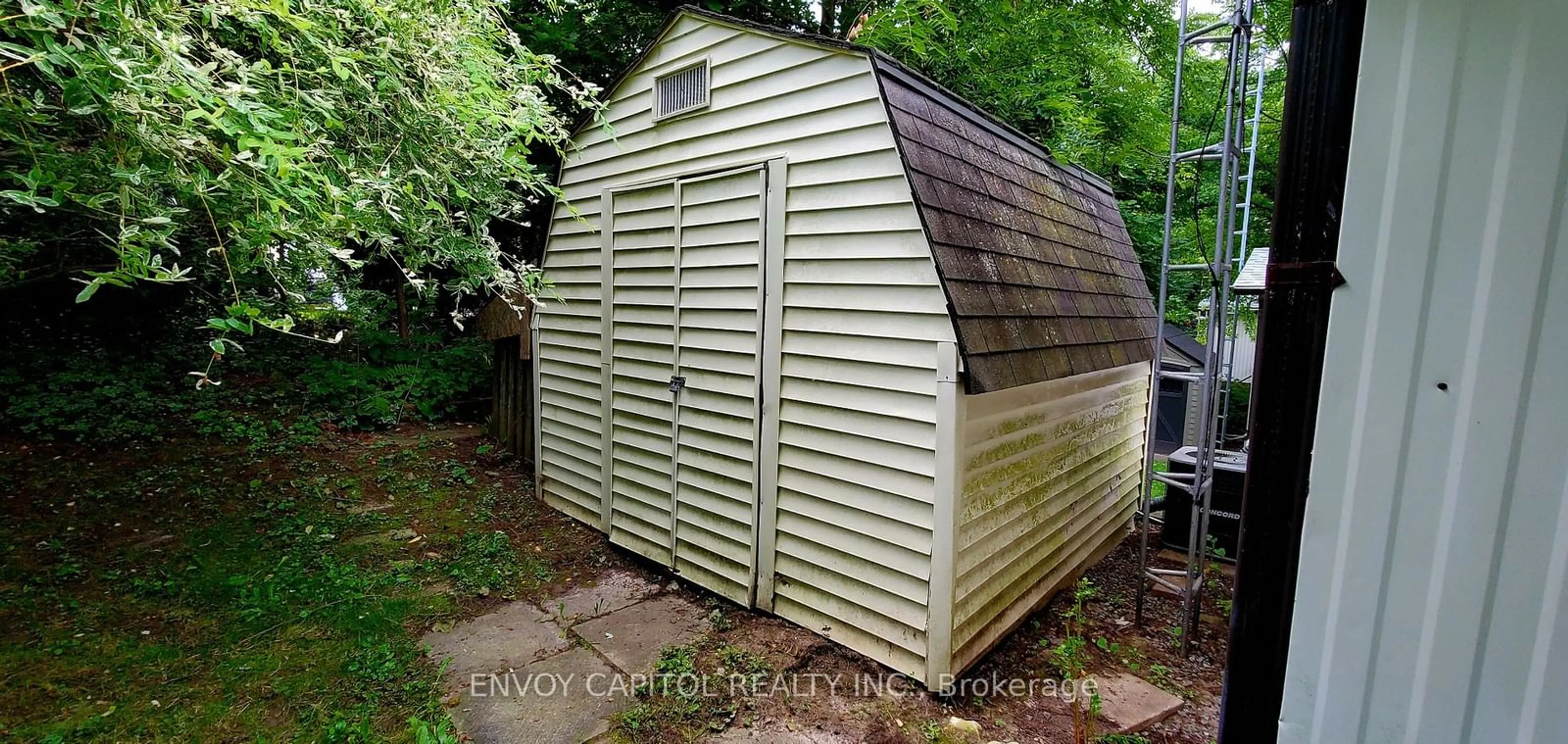 Shed for 105 Maple Cres, Hamilton Ontario N0B 2J0