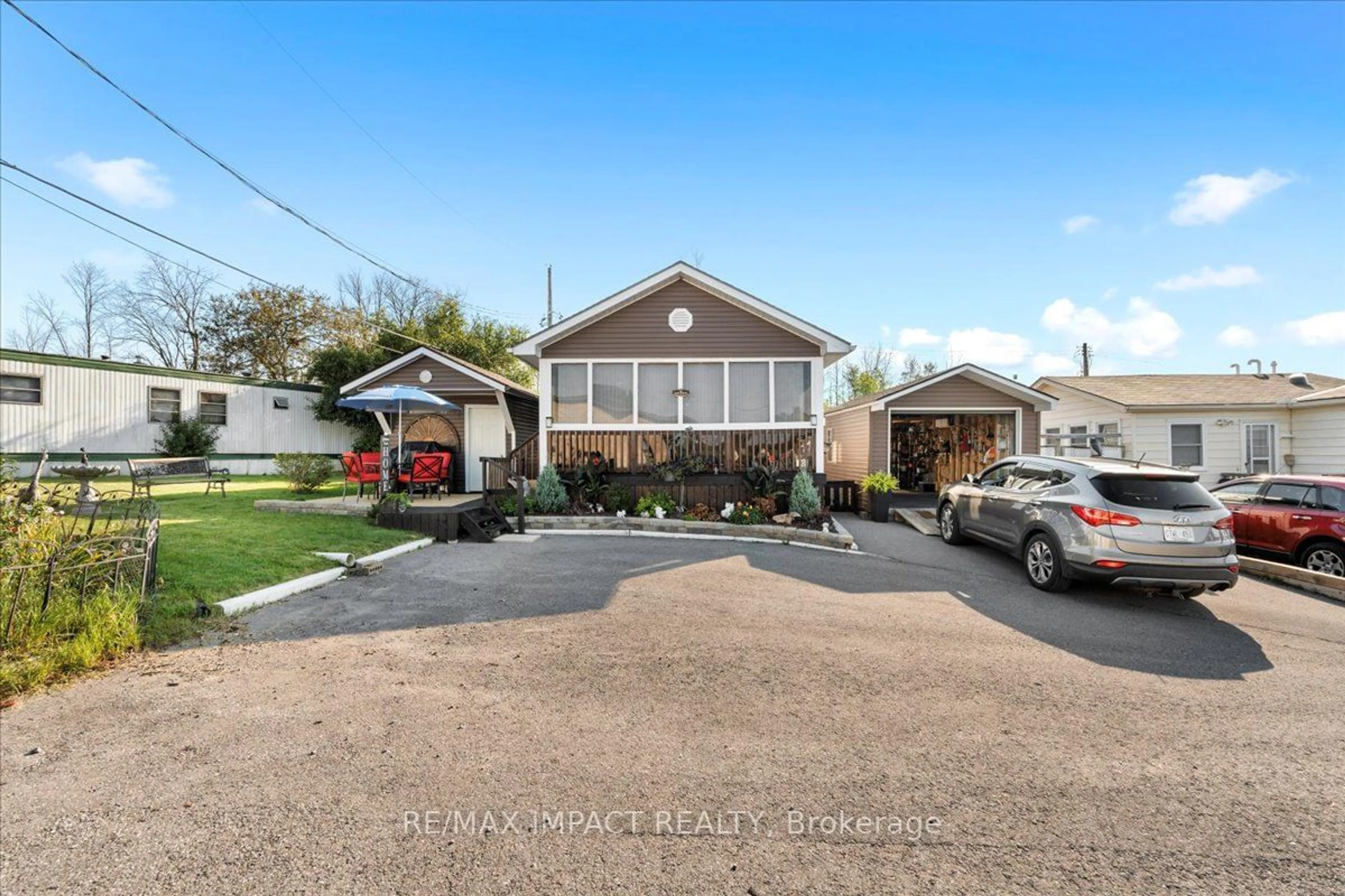 Frontside or backside of a home, the street view for 10 Annette Blvd, Quinte West Ontario K8N 4Z3