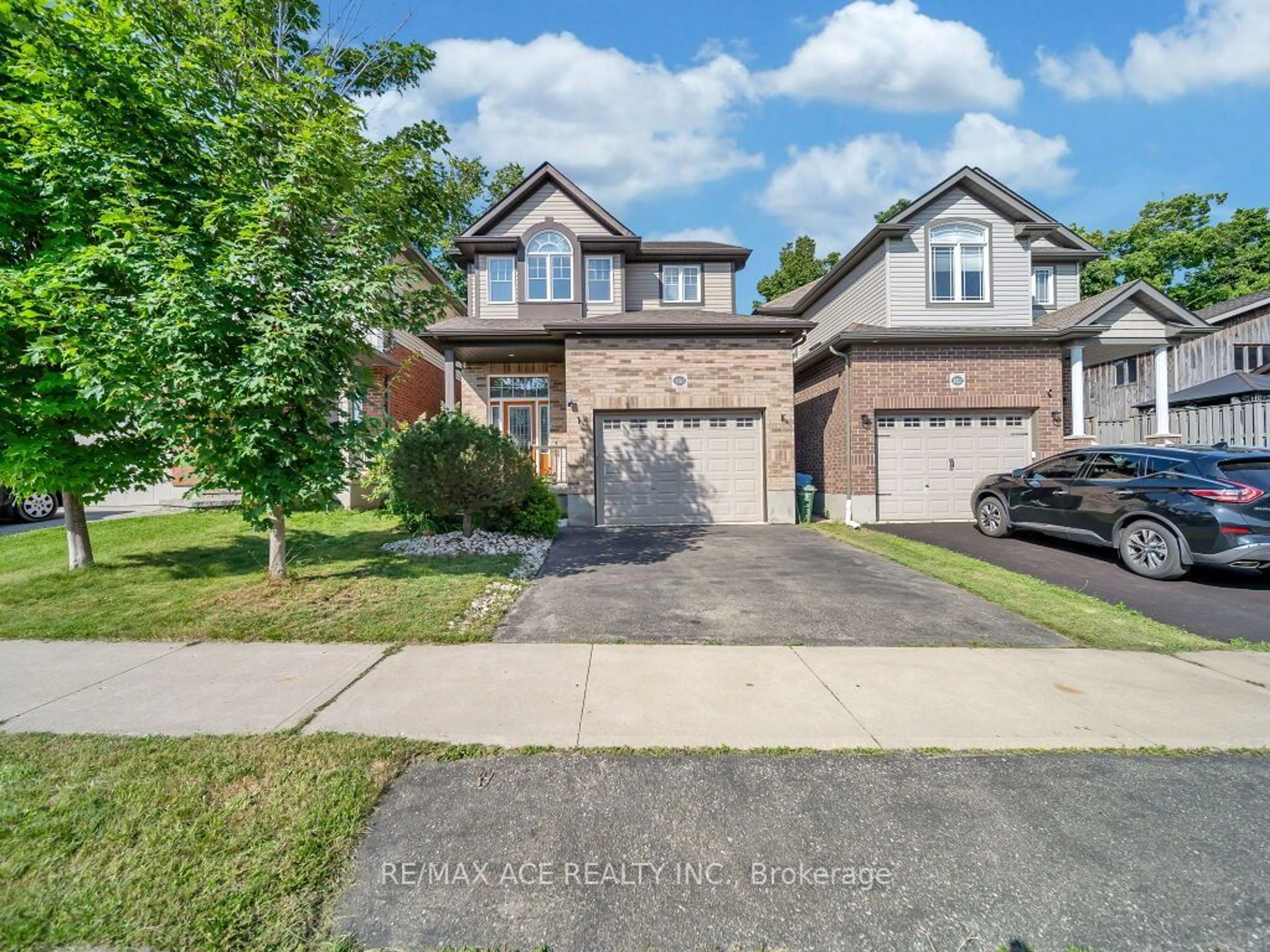 Frontside or backside of a home, the street view for 160 Kemp Cres, Guelph Ontario N1E 0K1