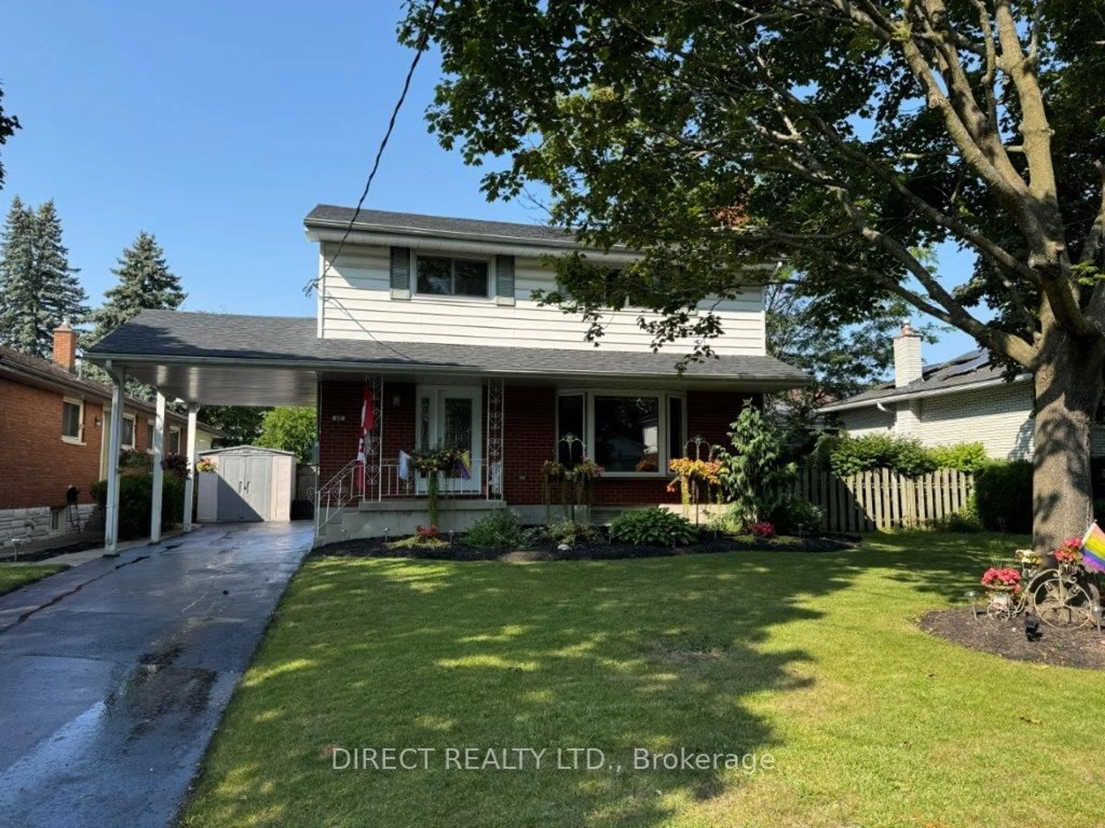 Frontside or backside of a home for 49 Plaza Sq, Belleville Ontario K8N 4J2