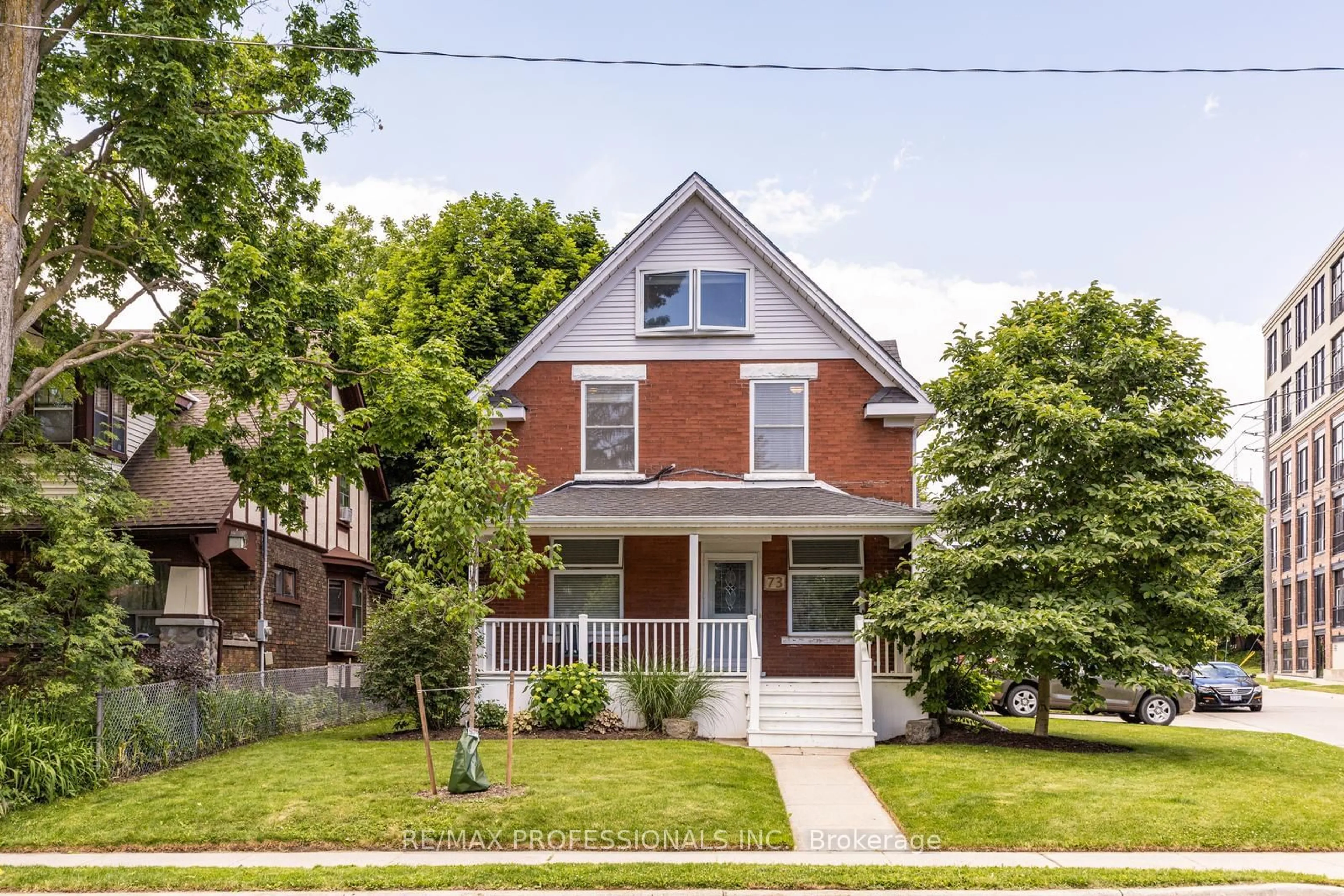 Home with brick exterior material for 73 Locust St, Kitchener Ontario N2H 1W8