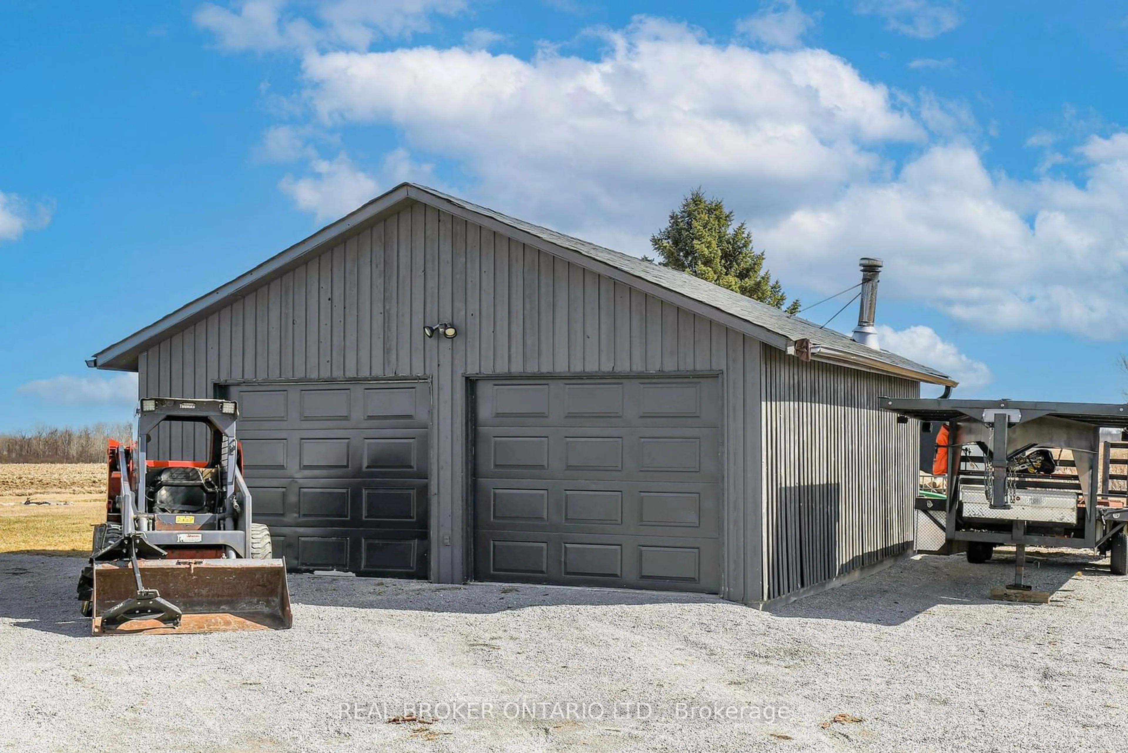 Indoor garage, cement floor for 7 Port Hoover Rd, Kawartha Lakes Ontario K0M 2C0