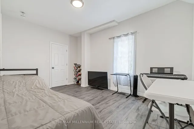 Additional property image - 285 BORDEN Ave