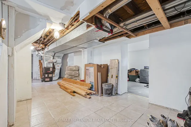 Additional property image - 285 BORDEN Ave
