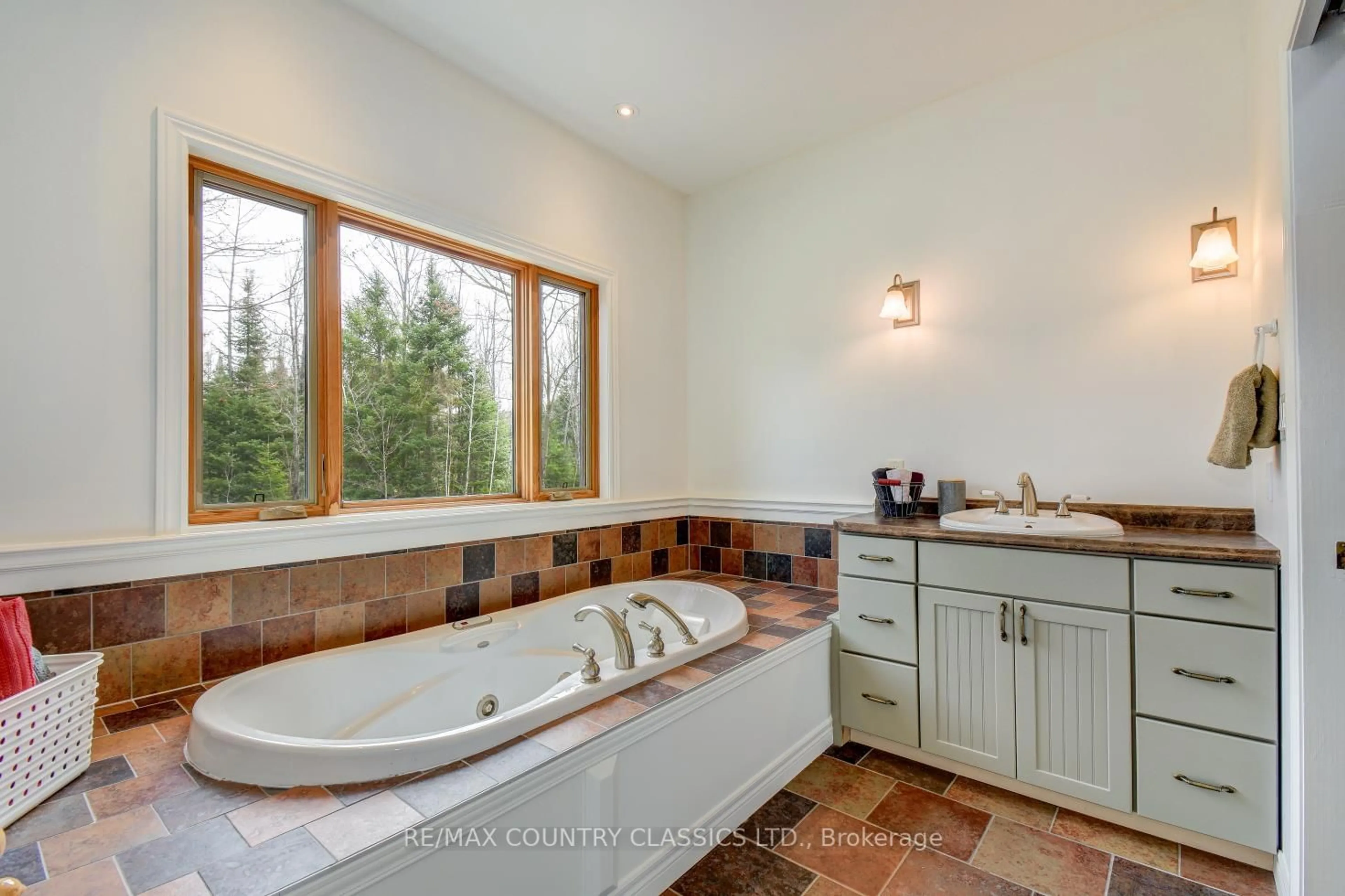 Contemporary bathroom, wood floors for 32 Nicklaus Dr, Bancroft Ontario K0L 1C0