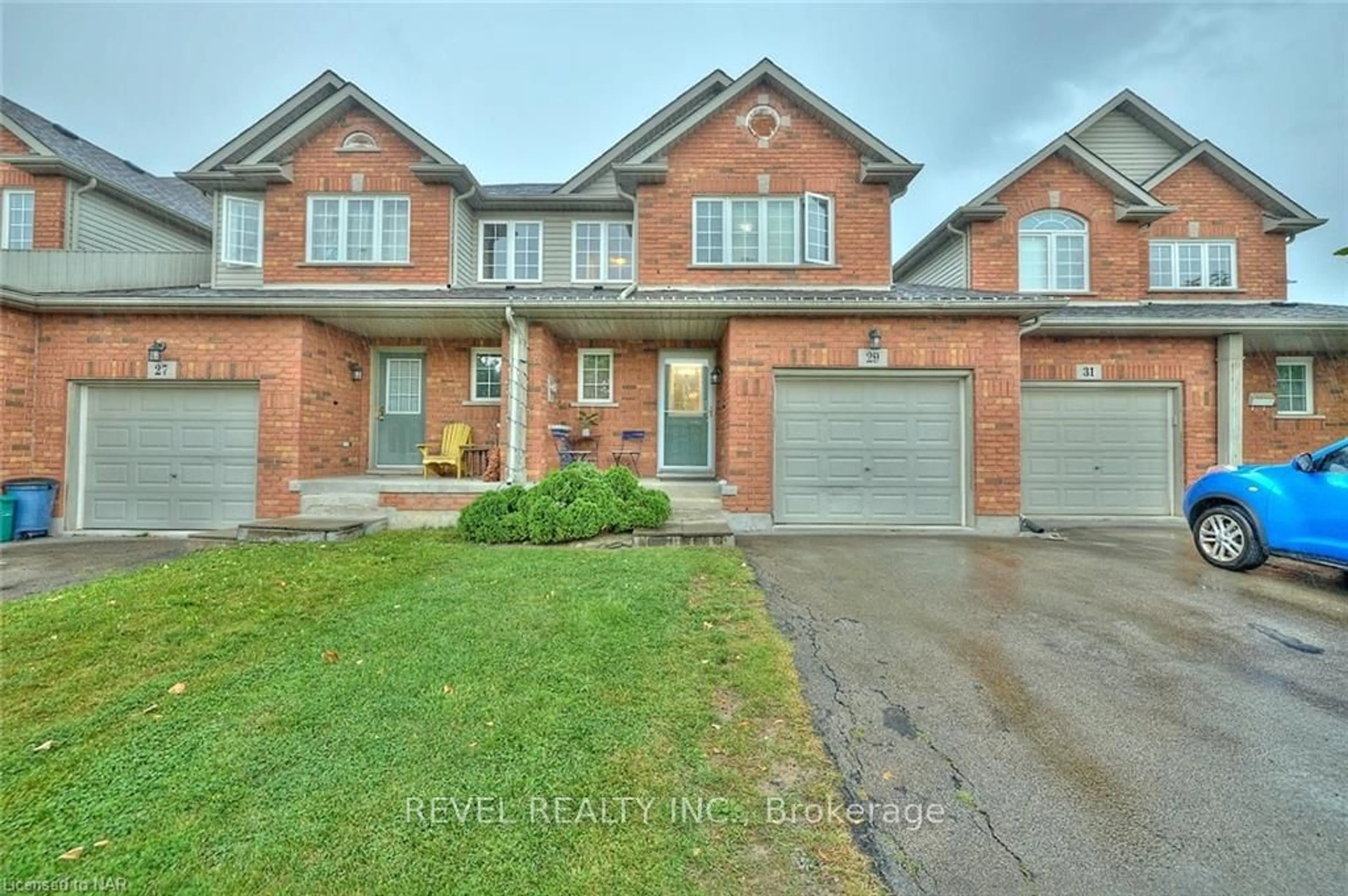 Home with brick exterior material for 29 Natalie Crt, Thorold Ontario L2V 5C6