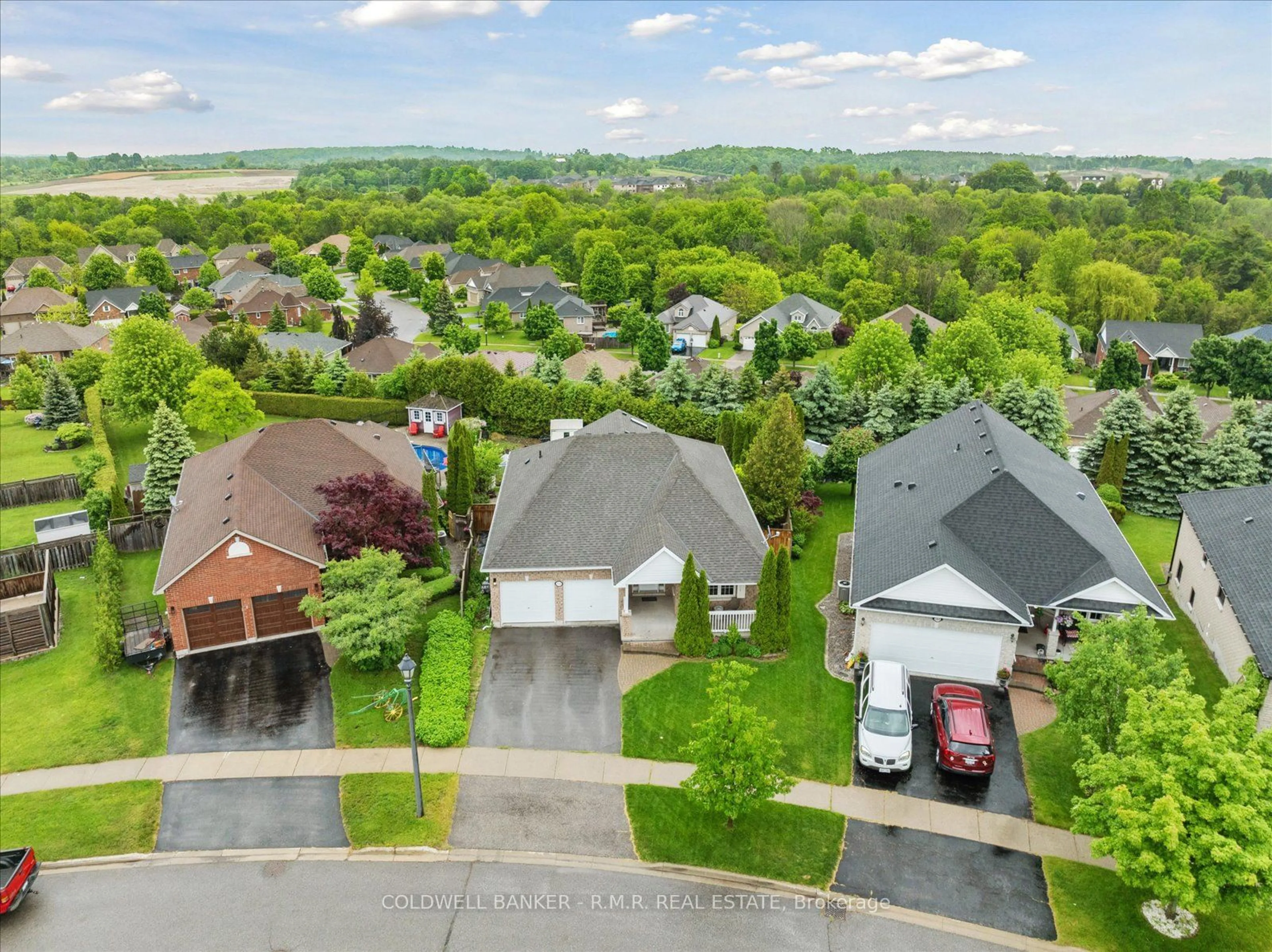 Frontside or backside of a home, the street view for 293 Ivey Cres, Cobourg Ontario K9A 5X3