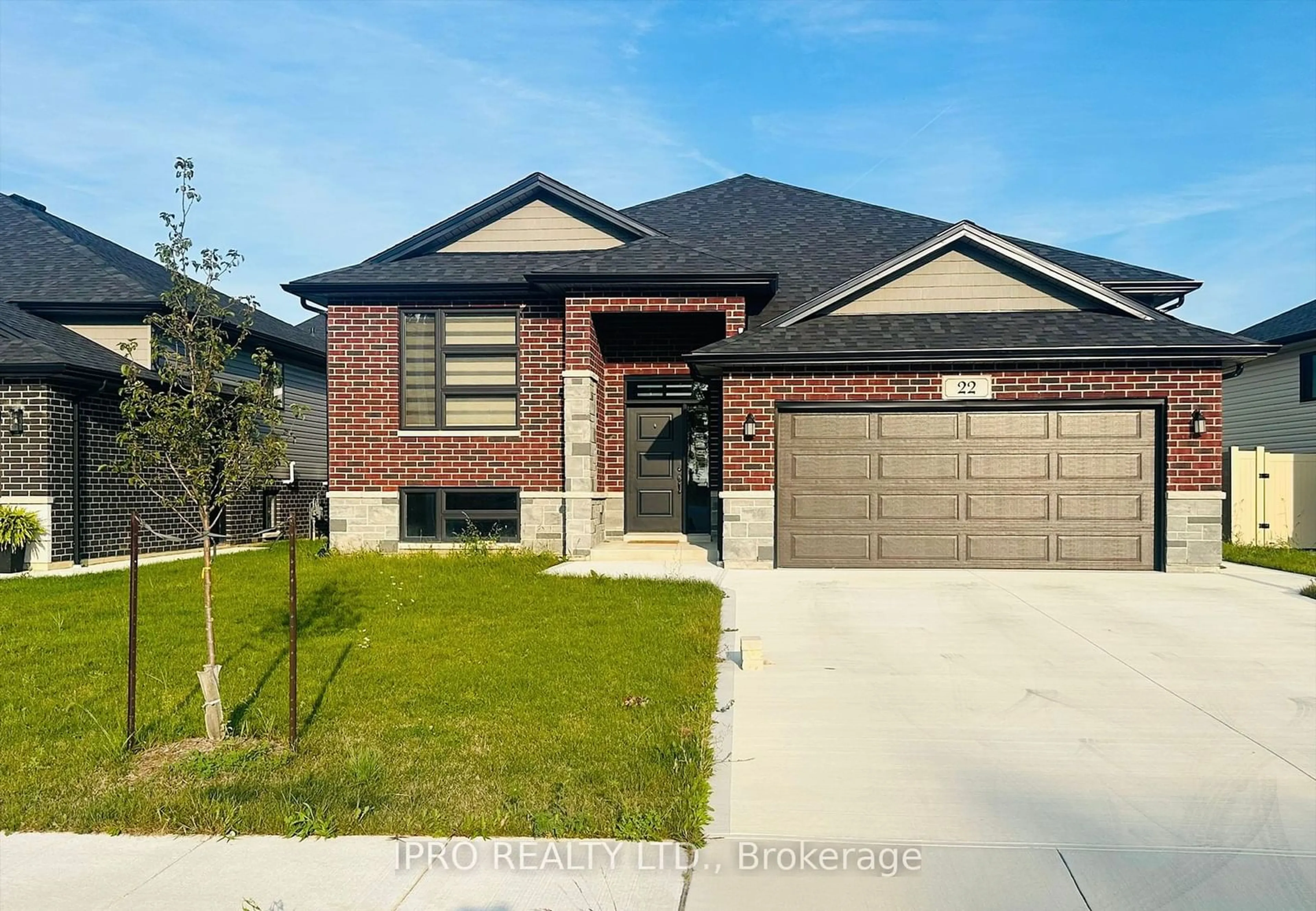 Home with brick exterior material for 22 Kingsbridge Dr, Amherstburg Ontario N9V 4A4