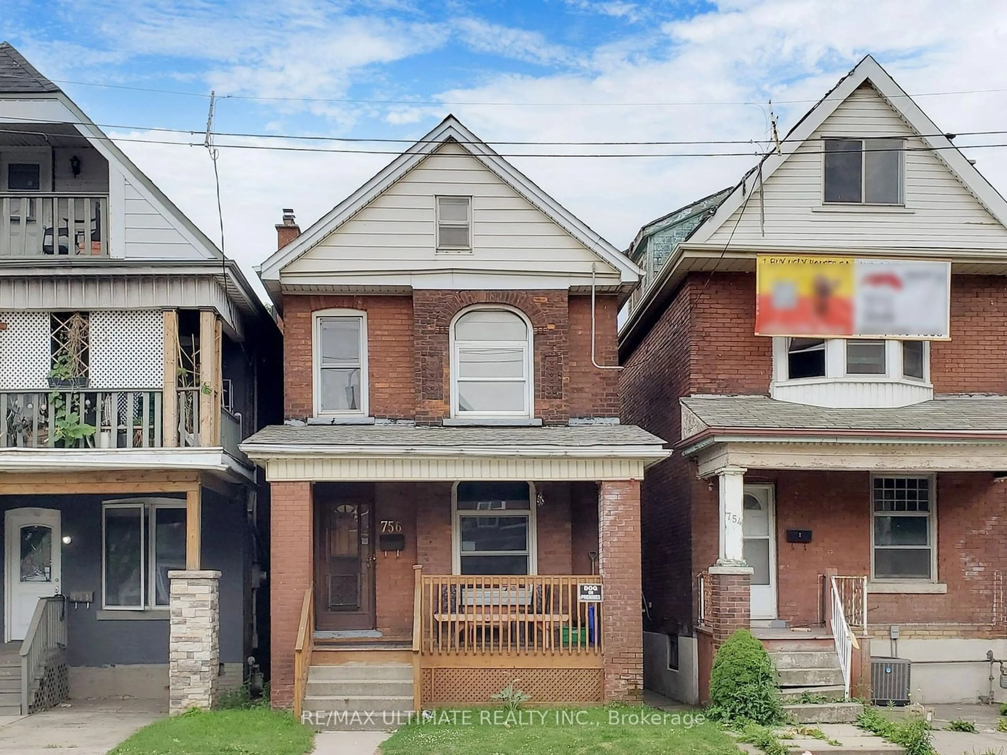 Frontside or backside of a home for 756 Cannon St, Hamilton Ontario L8L 2G9