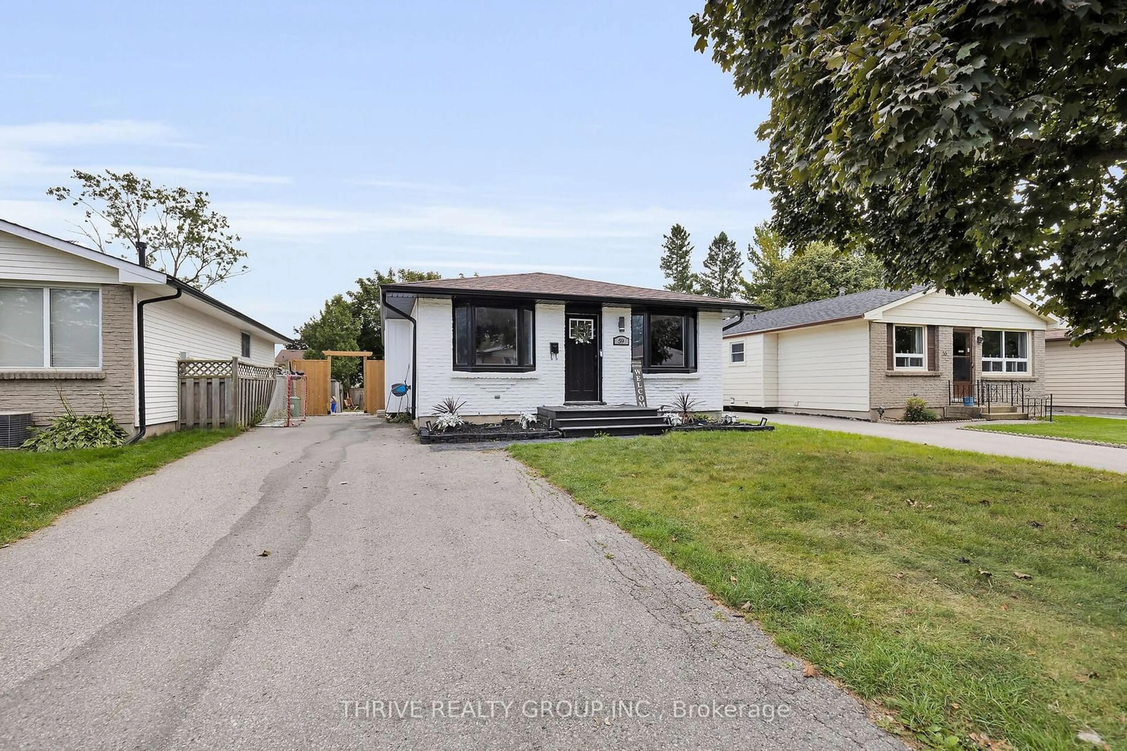 Frontside or backside of a home for 59 Patience Cres, London Ontario N6E 2K7