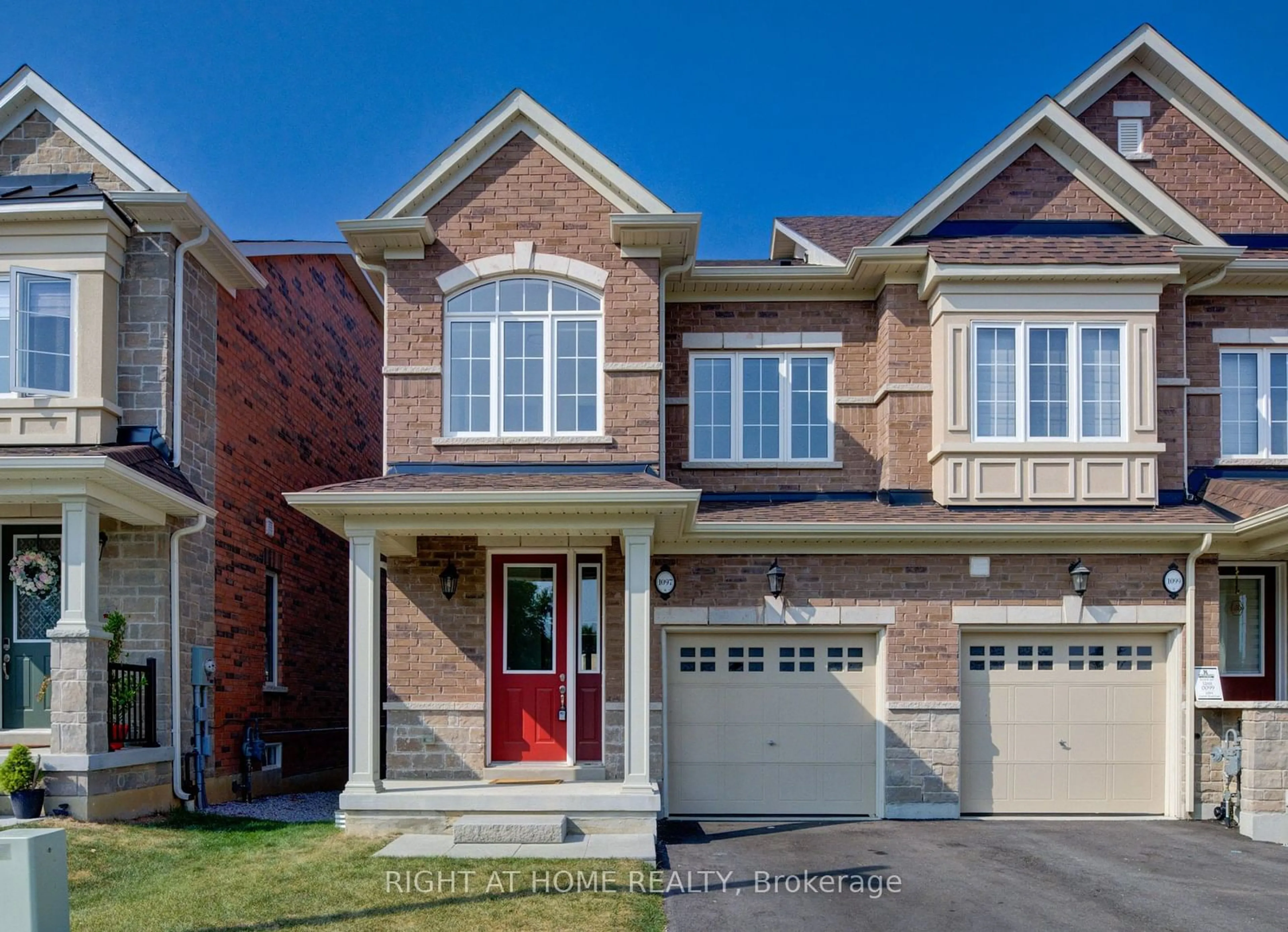 Home with brick exterior material for 1097 Garner Rd, Hamilton Ontario L9G 3K9