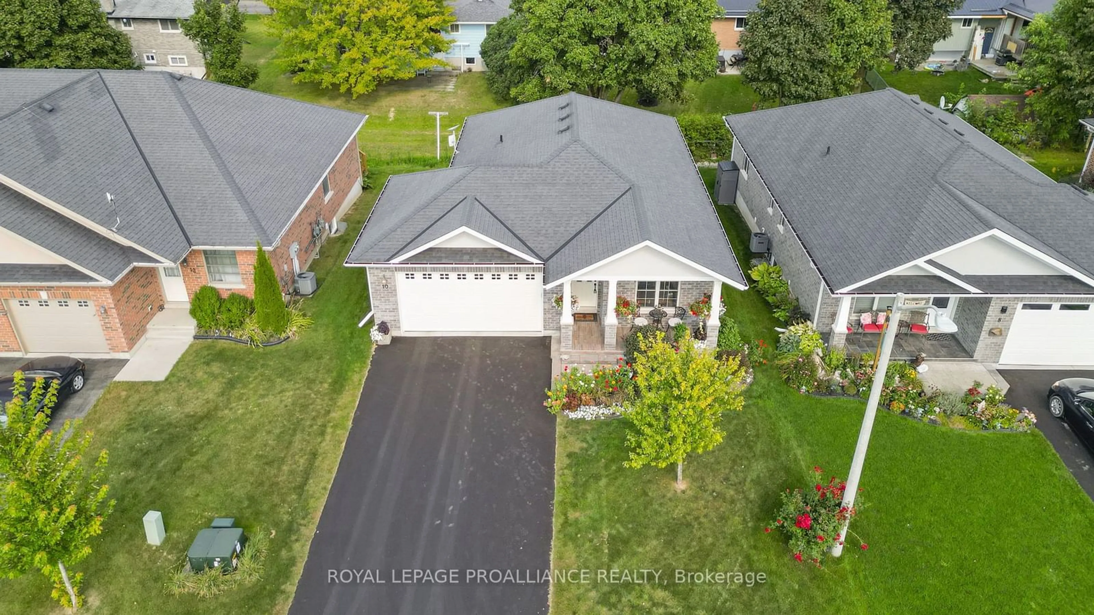 Frontside or backside of a home, the street view for 10 Berwick St, Stirling-Rawdon Ontario K0K 3E0