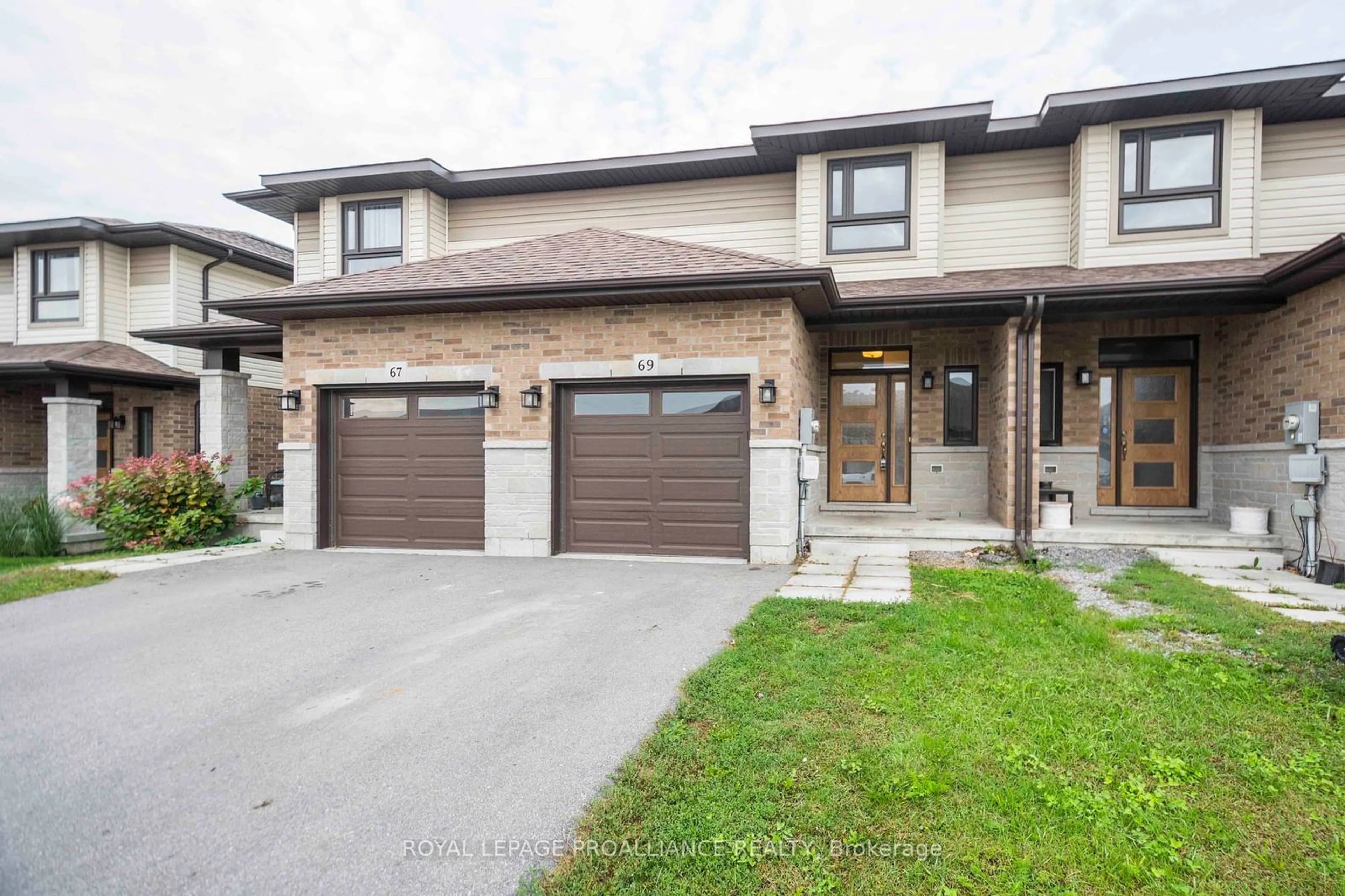 A pic from exterior of the house or condo, cottage for 69 Ledgerock Crt, Belleville Ontario K8R 0A1