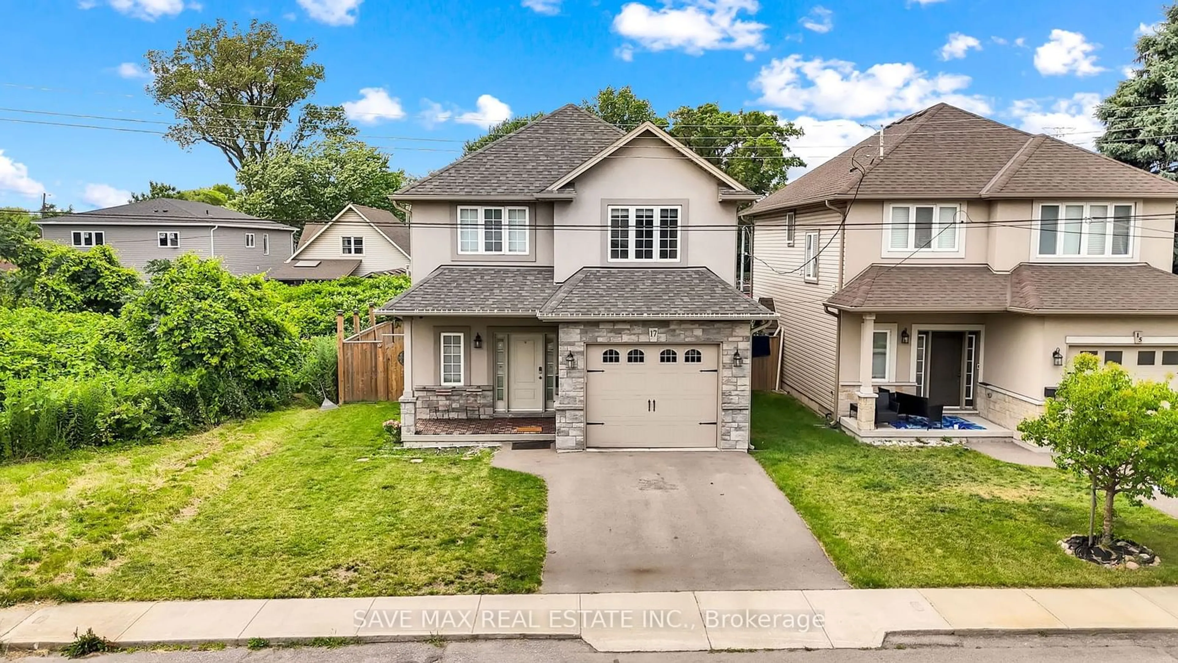 Frontside or backside of a home for 17 Lagoon Ave, Hamilton Ontario L8H 7C4