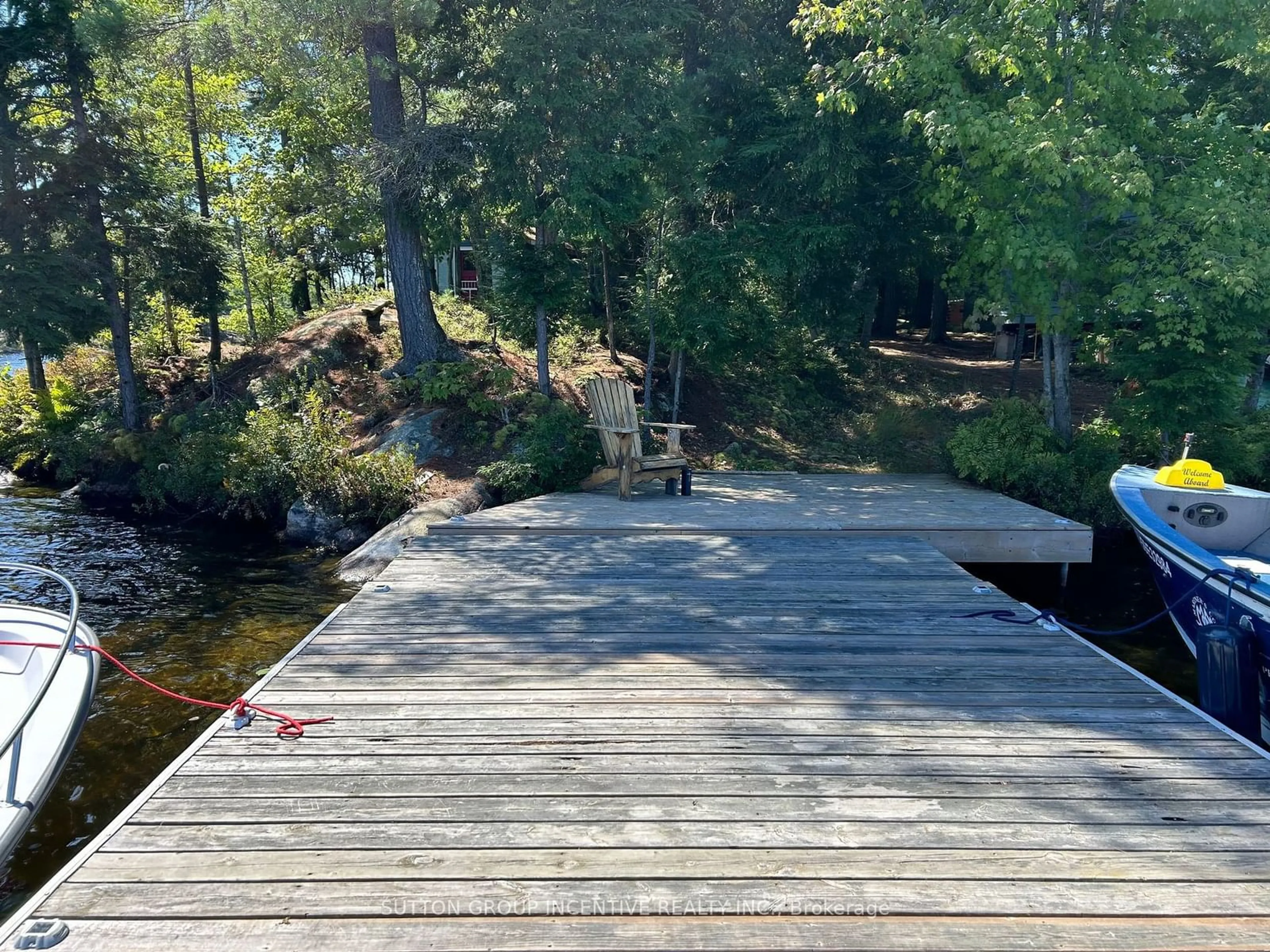 Patio, cottage for 431 Healey Lake, The Archipelago Ontario P0G 1G0