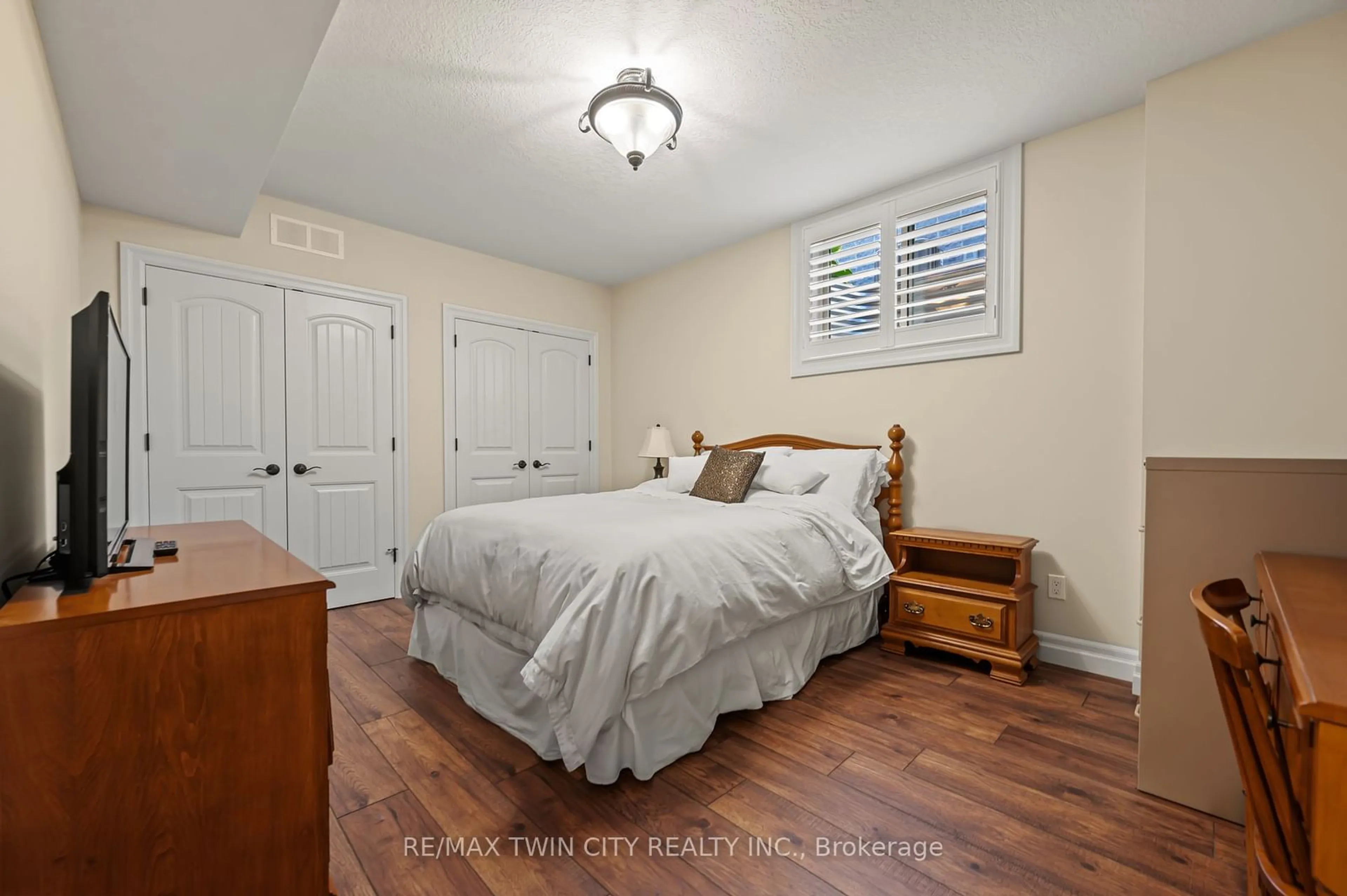 A pic of a room, wood floors for 73 Timber Trail Rd, Woolwich Ontario N3B 0C7