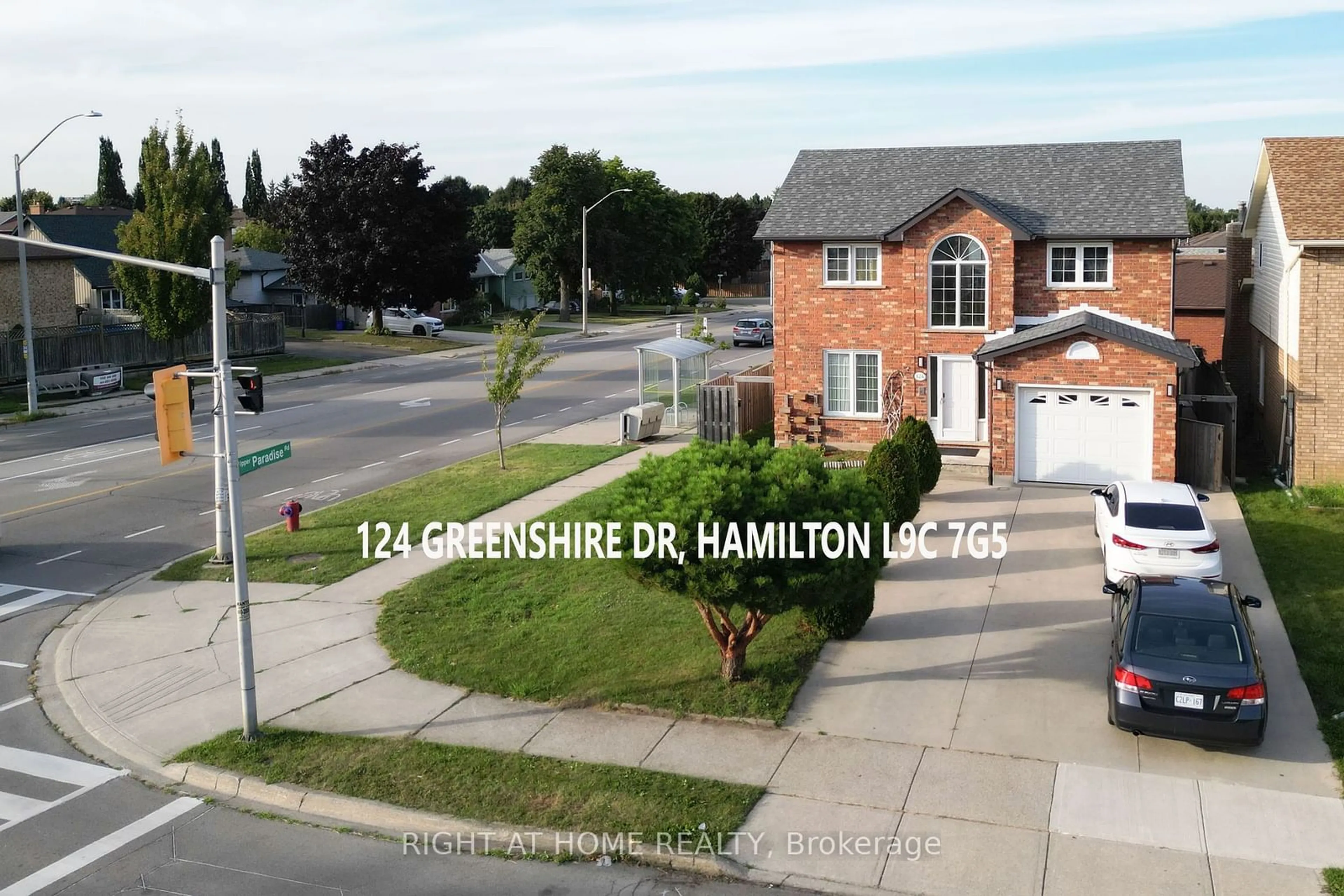 Street view for 124 Greenshire Dr, Hamilton Ontario L9C 7G5