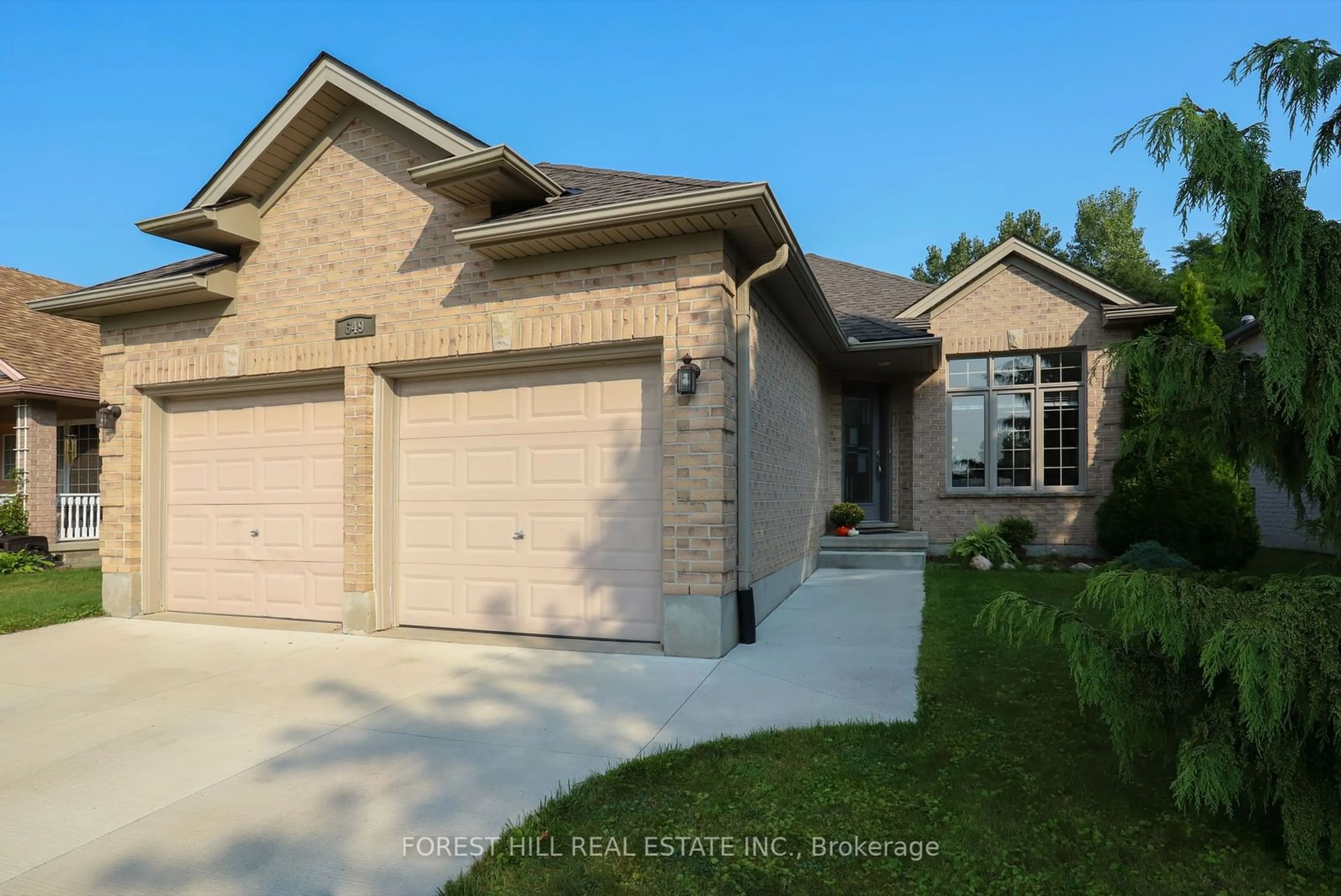 Frontside or backside of a home, the street view for 649 Inverness Ave, London Ontario N6H 3C5