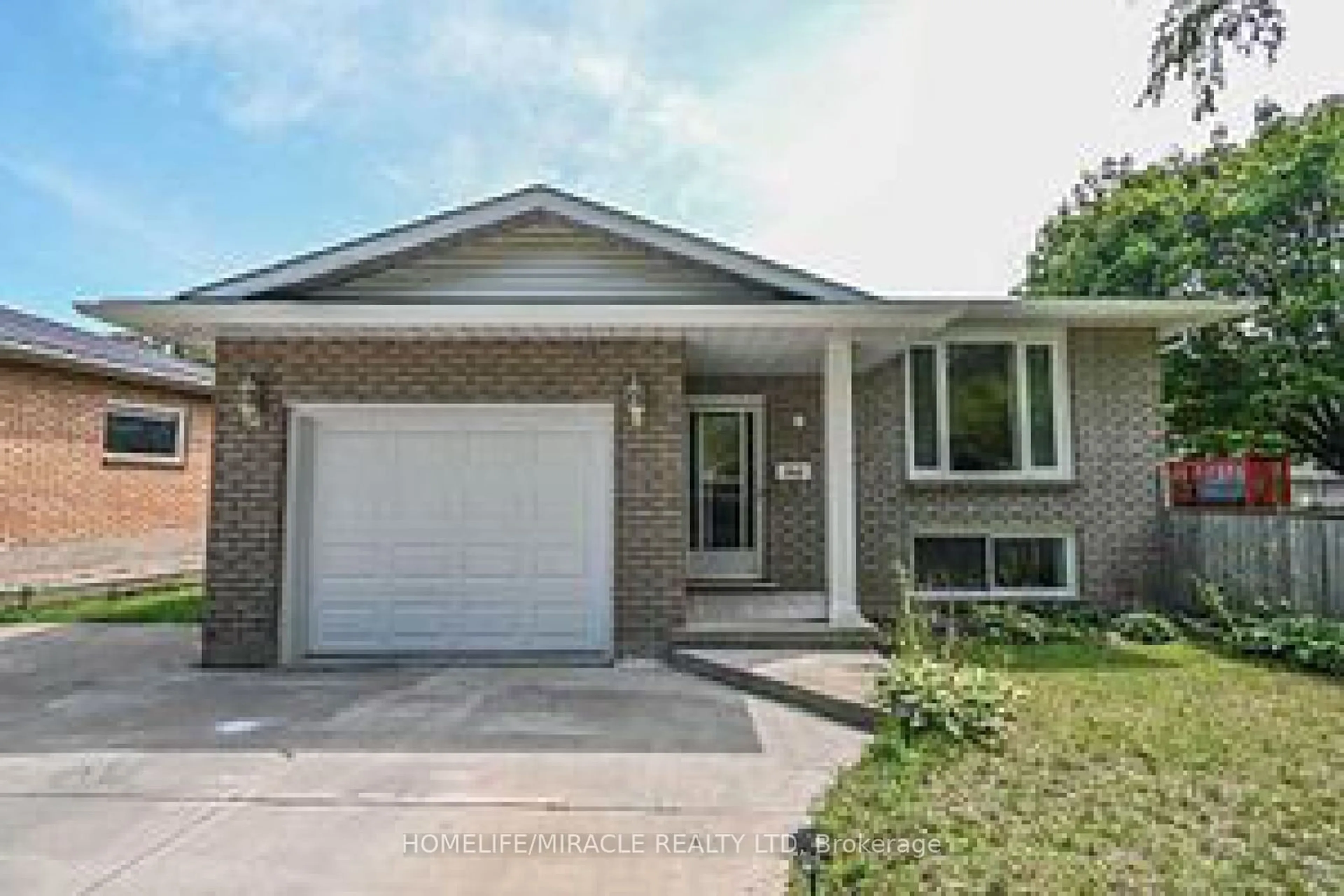 Home with brick exterior material for 7760 Cavendish Dr, Niagara Falls Ontario L2H 2T8