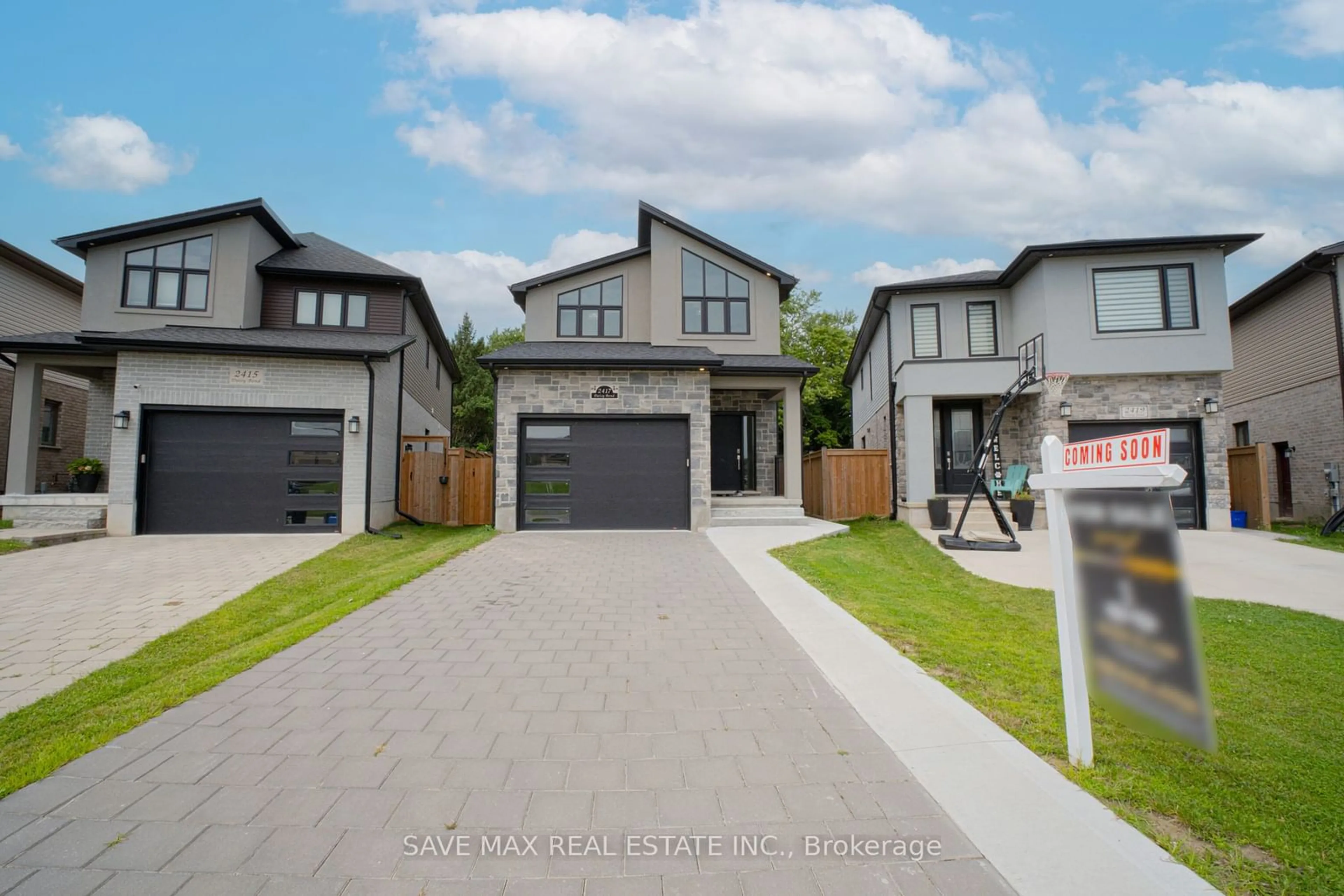 Frontside or backside of a home for 2417 Daisy Bend, London Ontario N6M 0G9