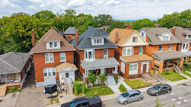Additional property image - 24 Carrick Ave