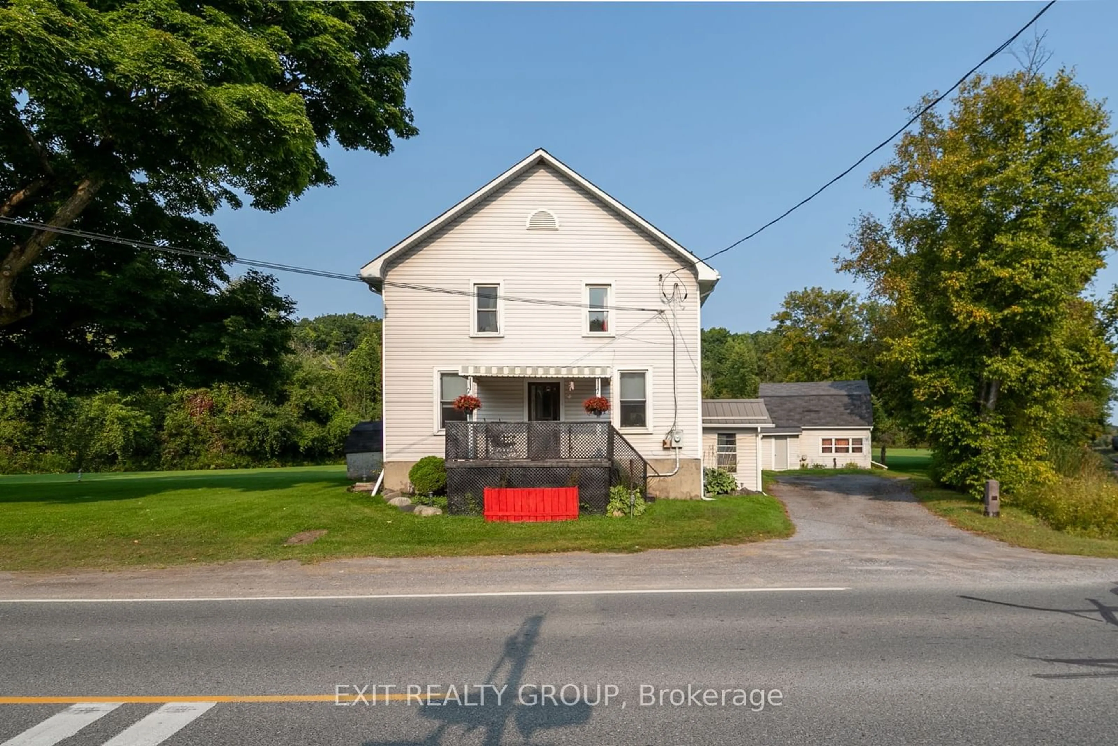 Frontside or backside of a home, cottage for 18224 Telephone Rd, Quinte West Ontario K8V 5P4