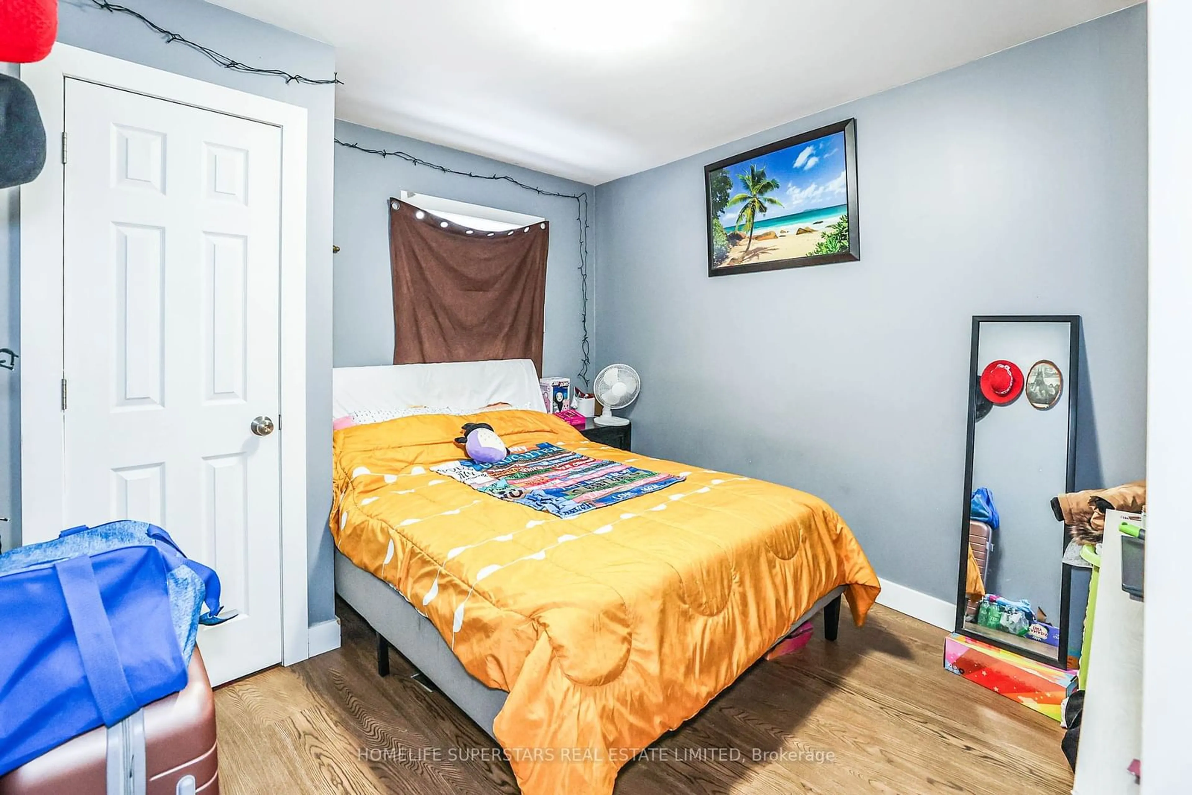 A pic of a room, unknown floor for 205 Queenston St, St. Catharines Ontario L2R 3A5